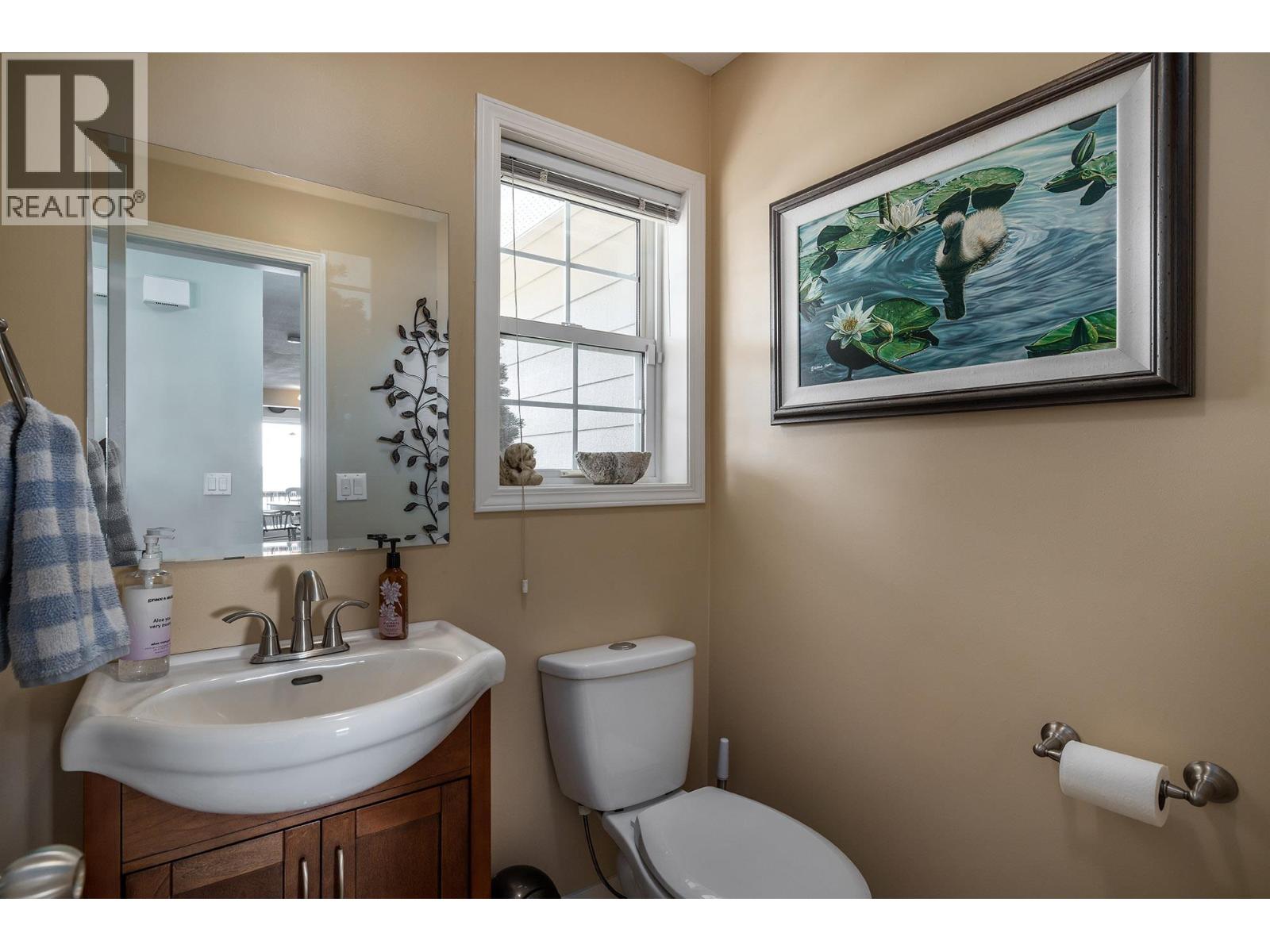 4210 6th Avenue, Peachland, British Columbia  V0H 1X5 - Photo 13 - 10374770