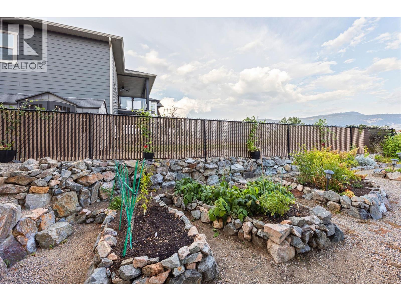 2589 Sylvia Road, Lake Country, British Columbia  V4V 2R8 - Photo 50 - 10374619