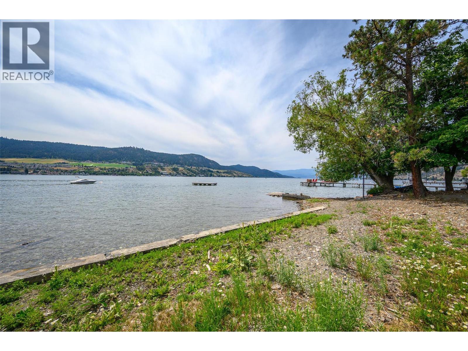7501 Kennedy Lane, Vernon, British Columbia  V1H 1C4 - Photo 9 - 10374794