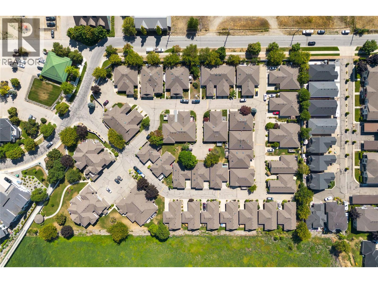 111 Harbourfront Drive Nw Unit# 2, Salmon Arm, British Columbia  V1E 1A3 - Photo 78 - 10374426
