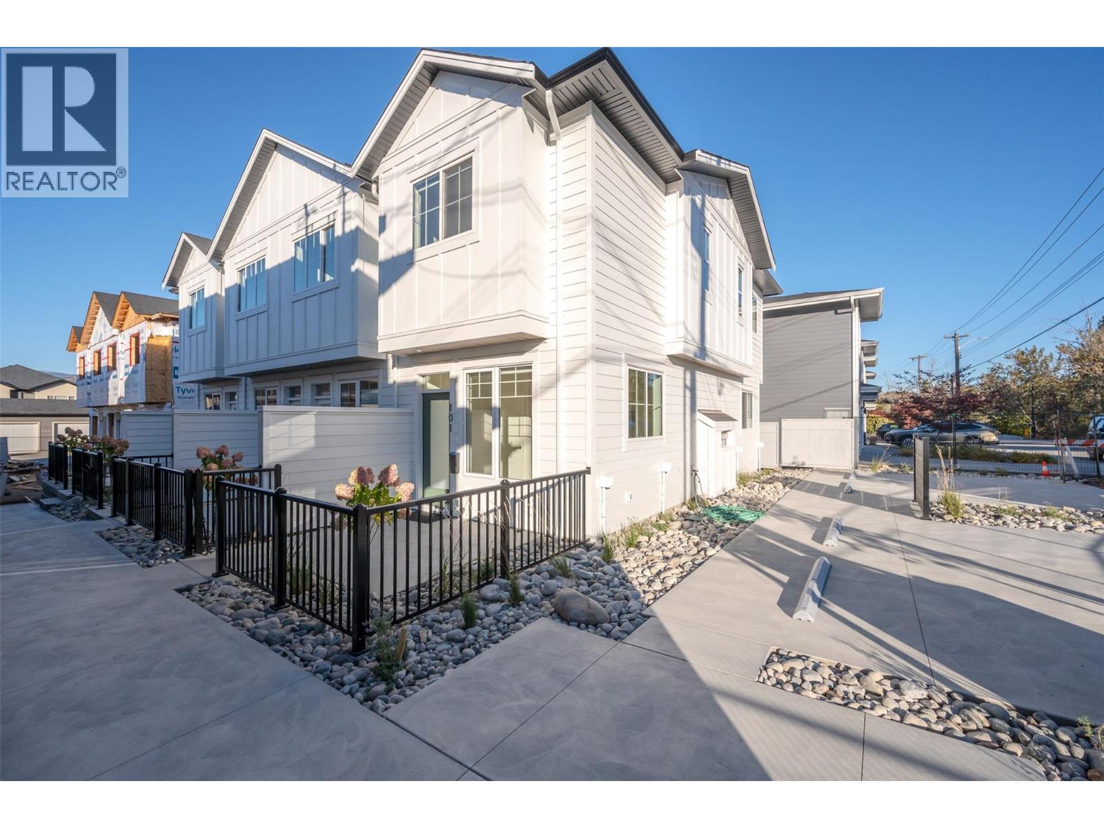 795 Ontario Street Unit# 107, Penticton, British Columbia  V2A 4S4 - Photo 1 - 10374830
