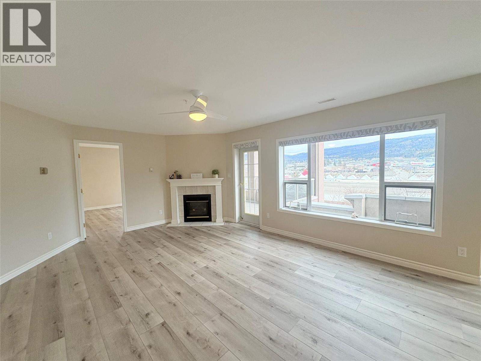 2245 Atkinson Street Unit# 704, Penticton, British Columbia  V2A 8R7 - Photo 5 - 10374218