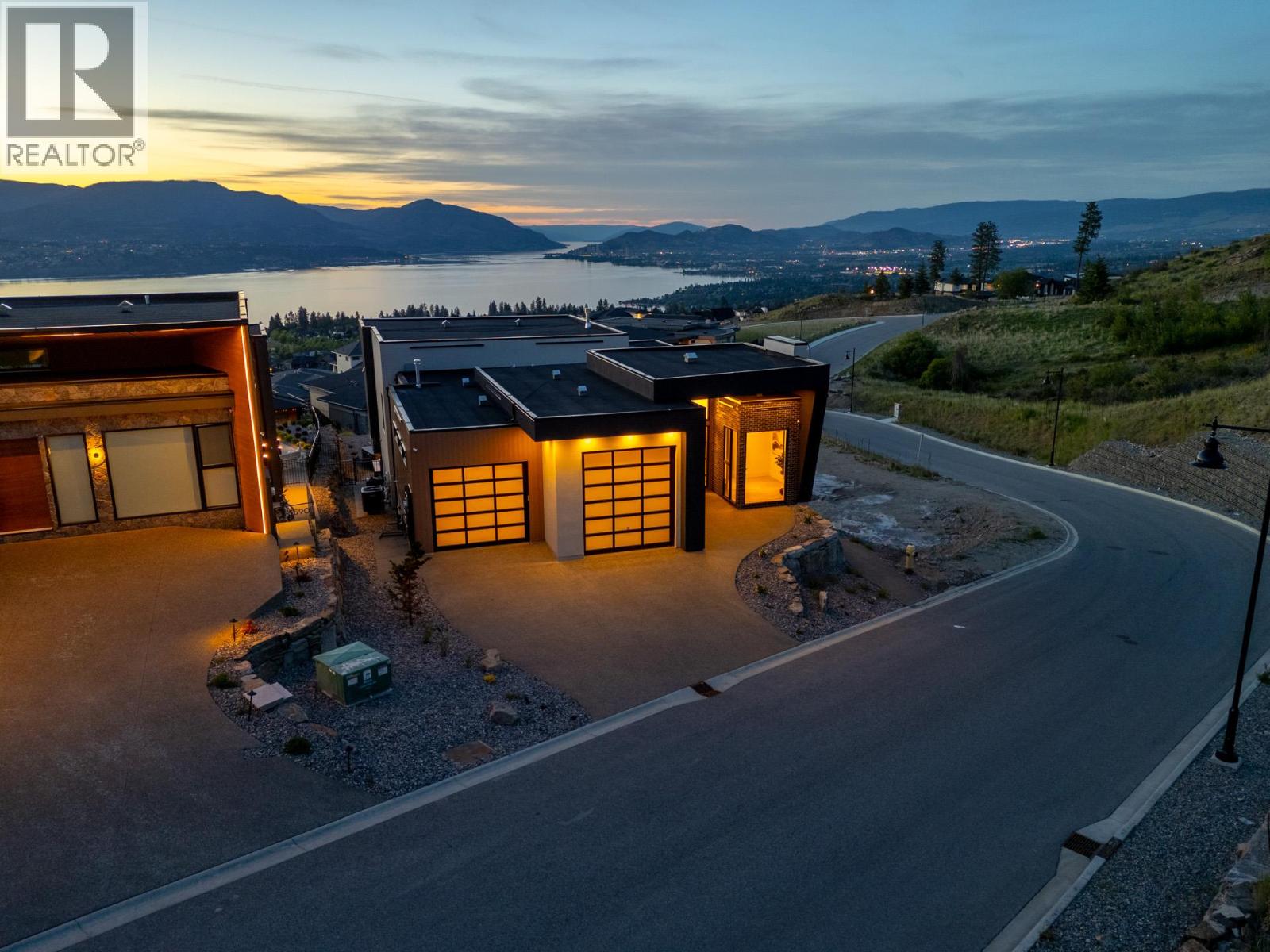 5584 Upper Mission Court, Kelowna, British Columbia  V1W 0C5 - Photo 3 - 10374818