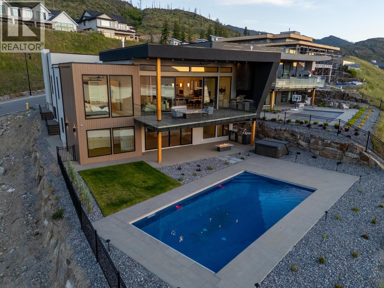 5584 Upper Mission Court, Kelowna, British Columbia  V1W 0C5 - Photo 61 - 10374818