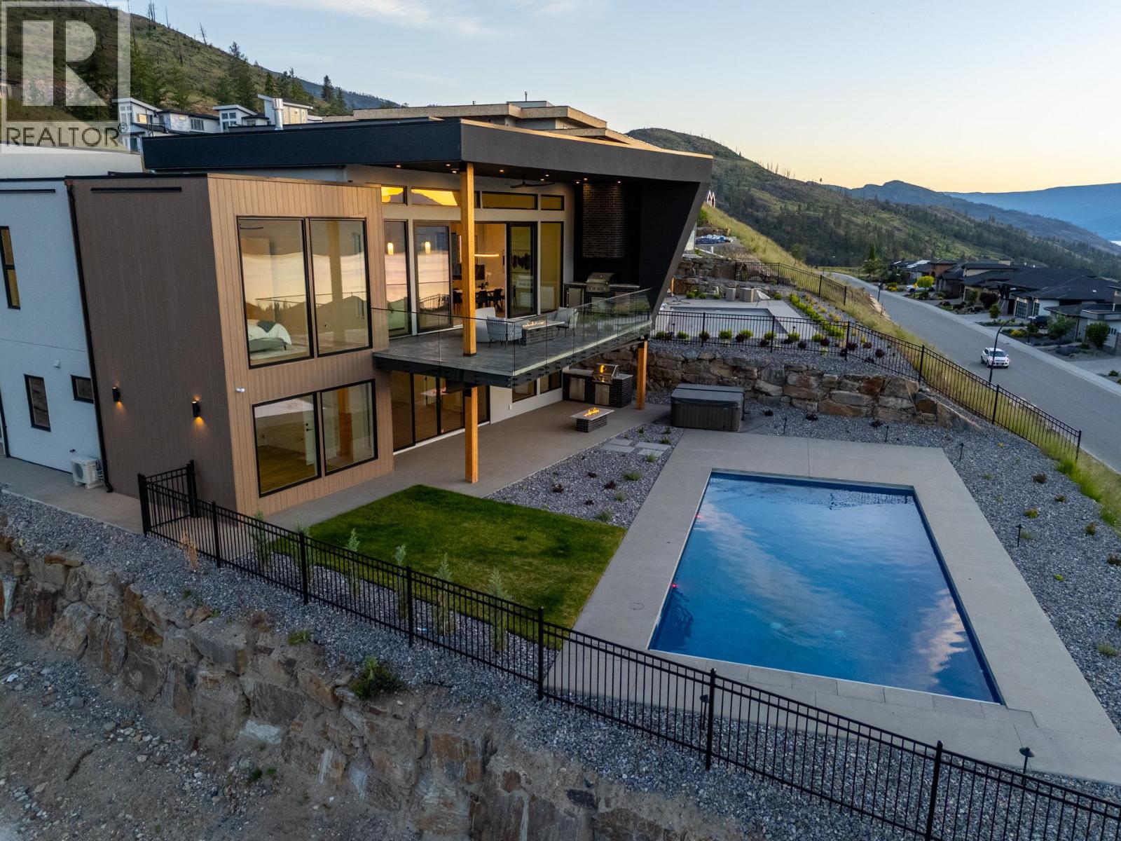 5584 Upper Mission Court, Kelowna, British Columbia  V1W 0C5 - Photo 64 - 10374818