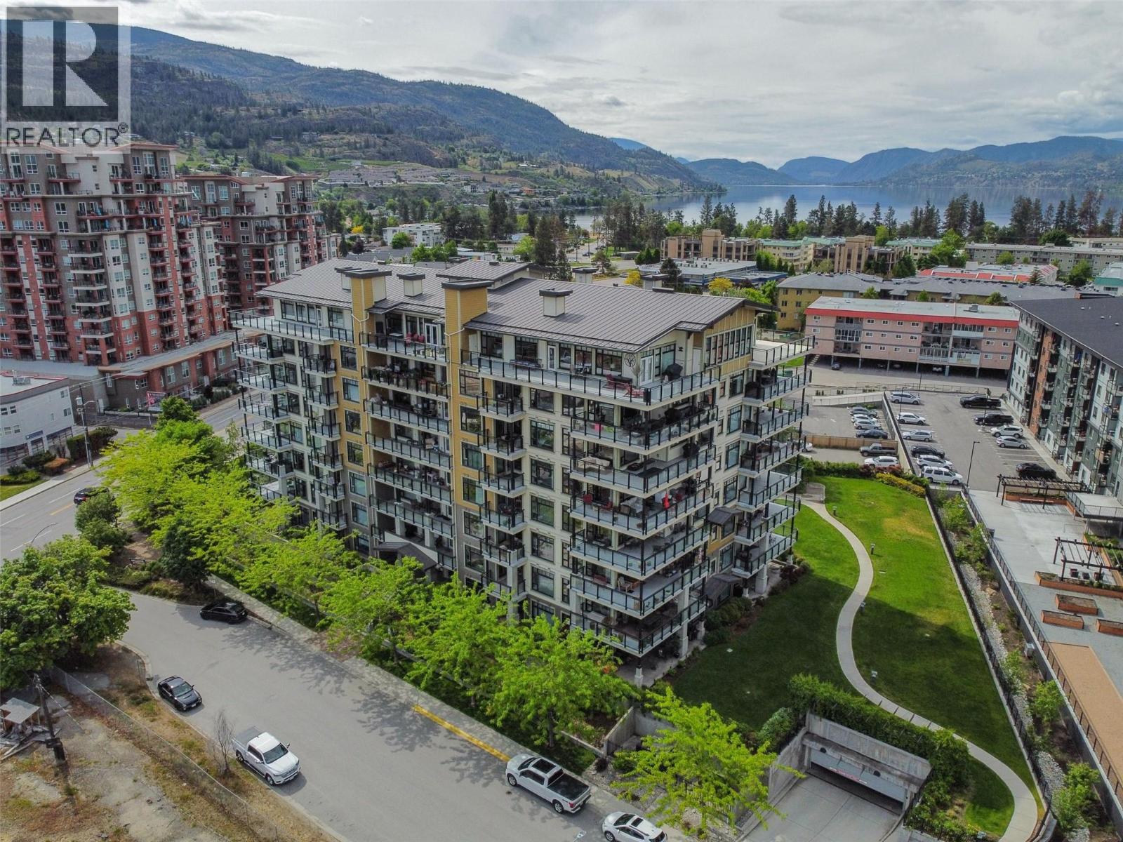 3301 Skaha Lake Road Unit# 102, Penticton, British Columbia  V2A 6G6 - Photo 1 - 10374856
