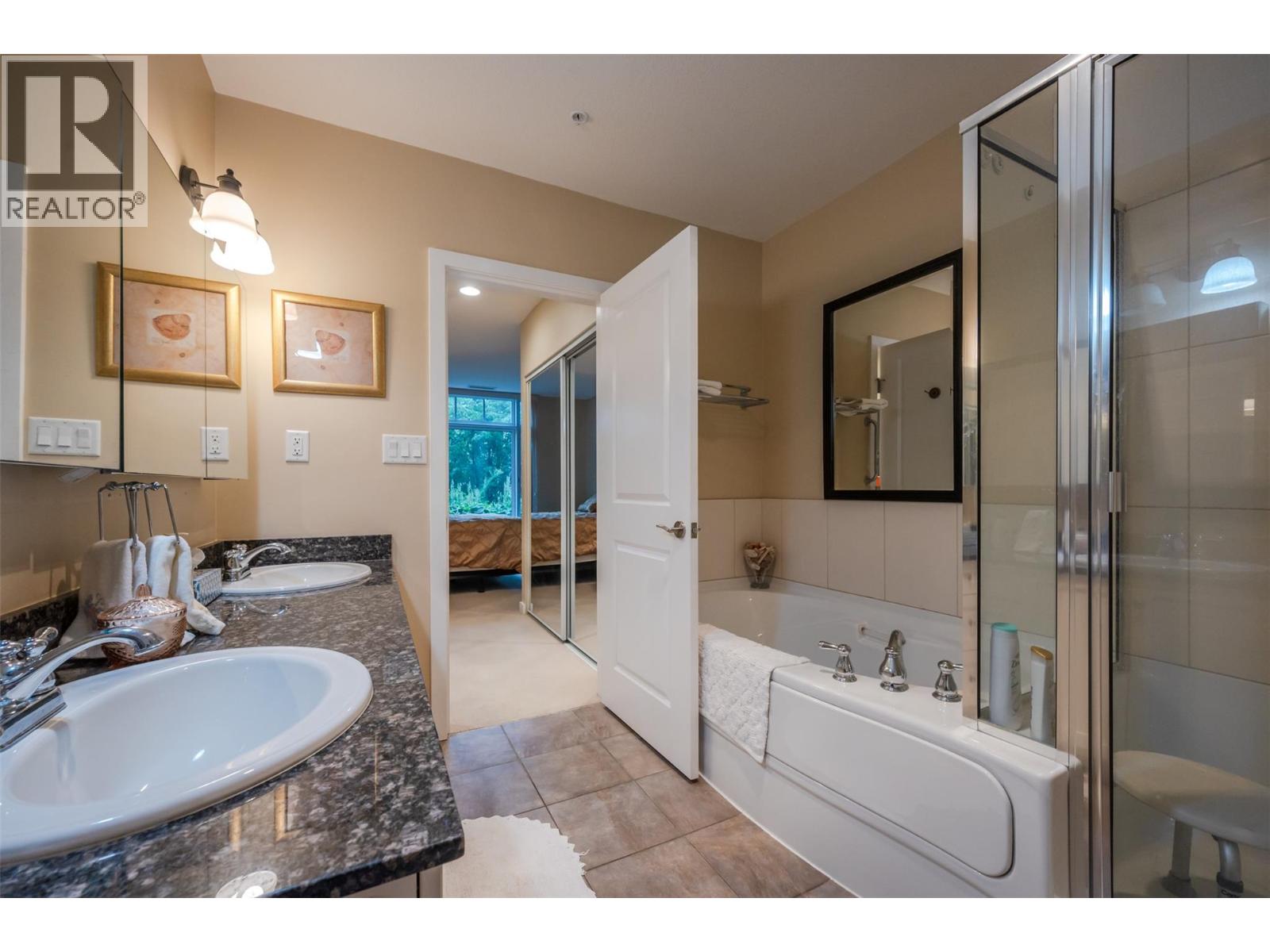 3301 Skaha Lake Road Unit# 102, Penticton, British Columbia  V2A 6G6 - Photo 21 - 10374856