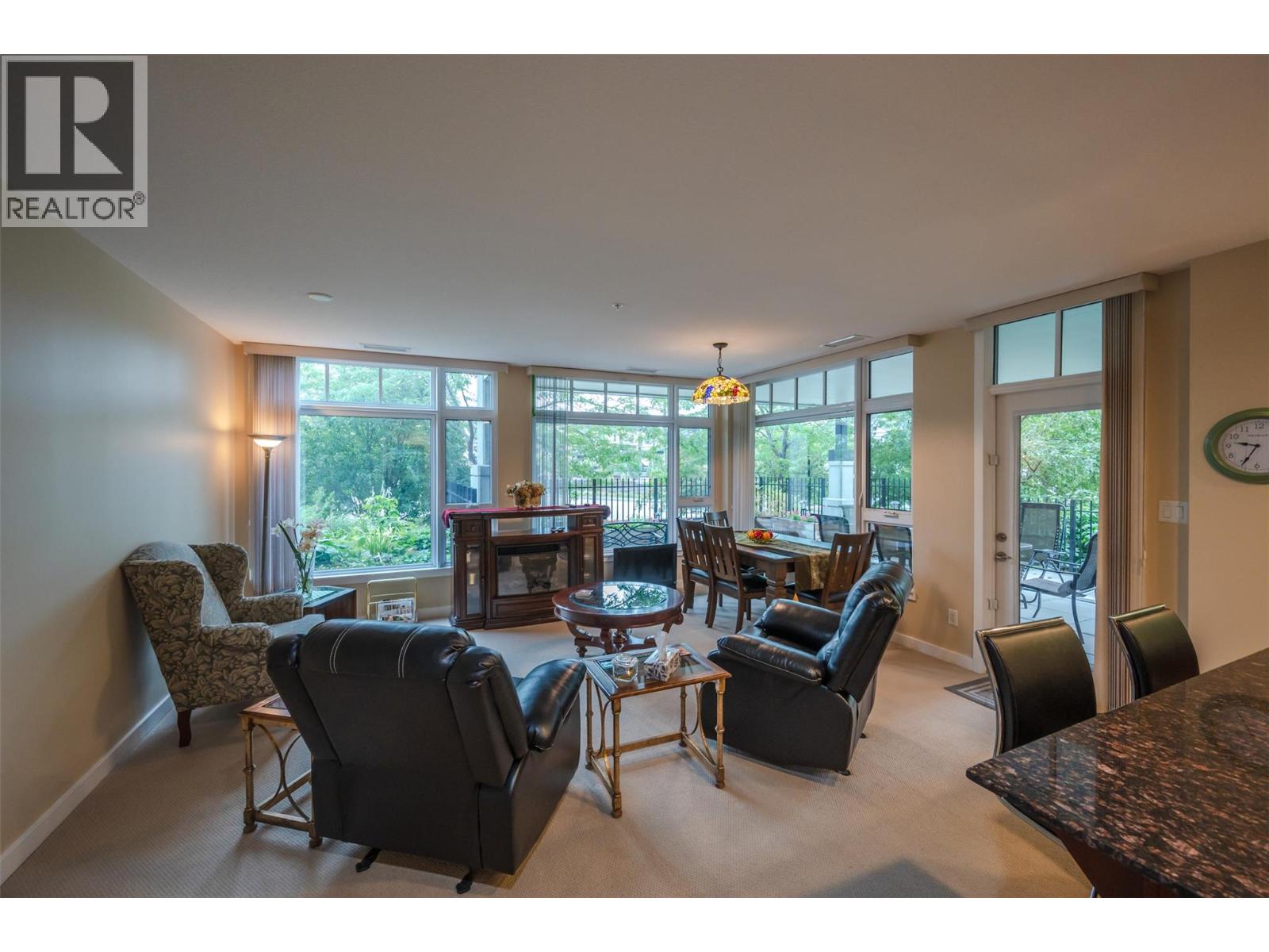 3301 Skaha Lake Road Unit# 102, Penticton, British Columbia  V2A 6G6 - Photo 5 - 10374856