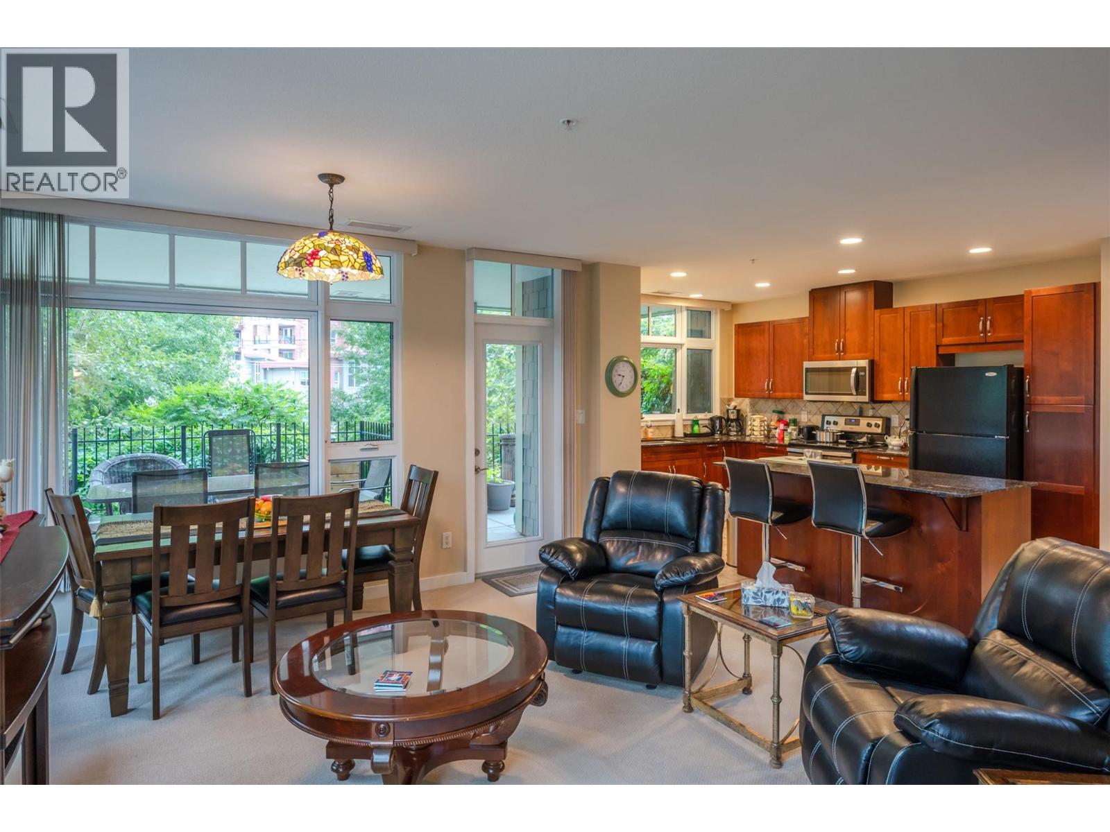 3301 Skaha Lake Road Unit# 102, Penticton, British Columbia  V2A 6G6 - Photo 9 - 10374856