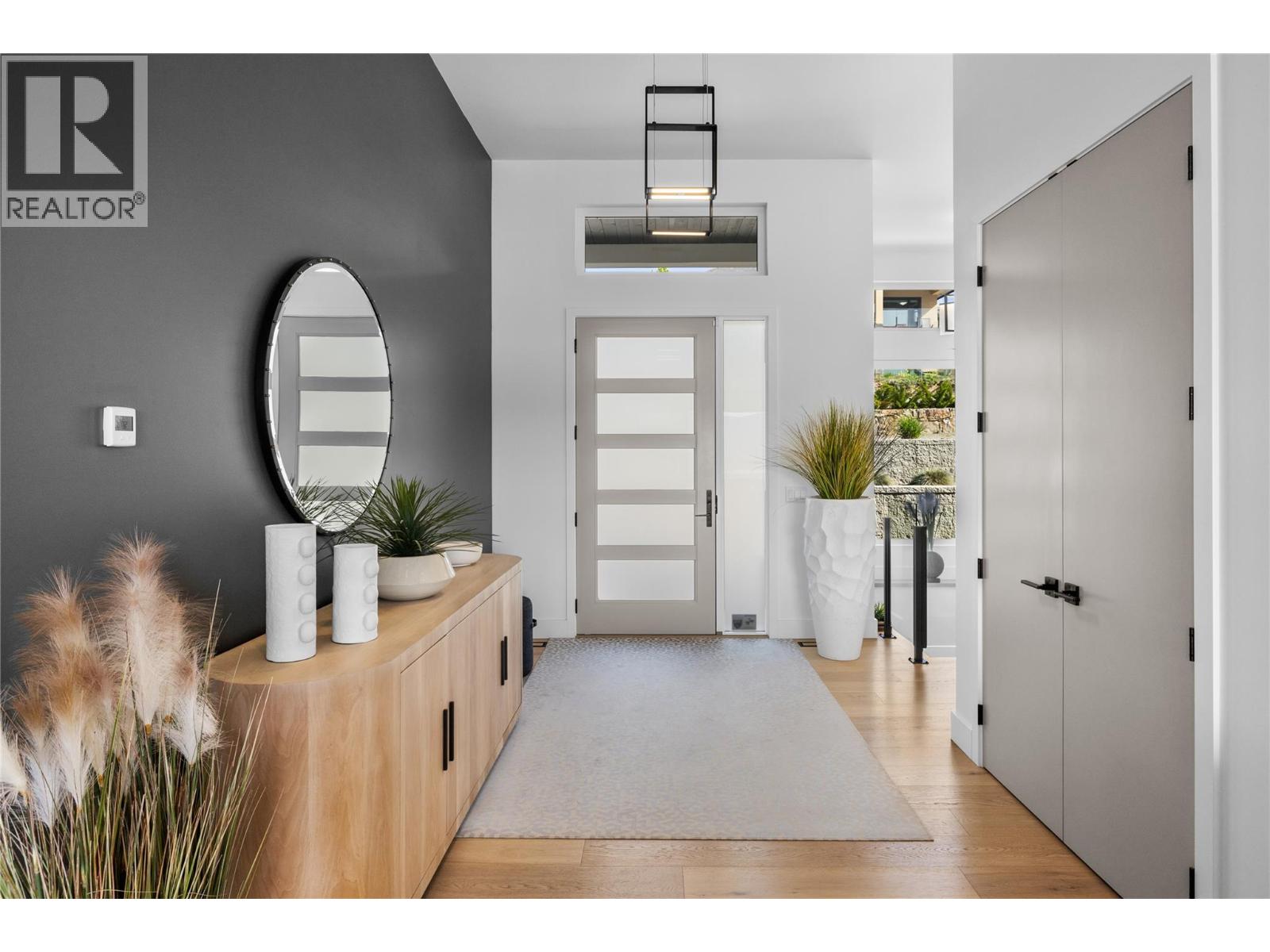 392 Stellar Drive, Kelowna, British Columbia  V1W 4K4 - Photo 11 - 10374808