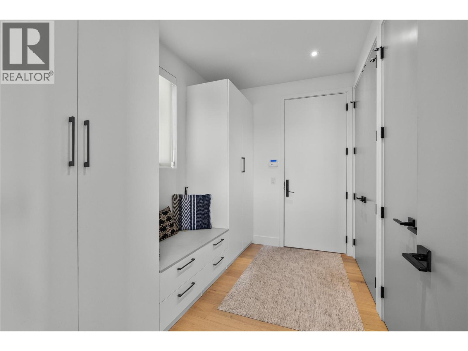 392 Stellar Drive, Kelowna, British Columbia  V1W 4K4 - Photo 29 - 10374808