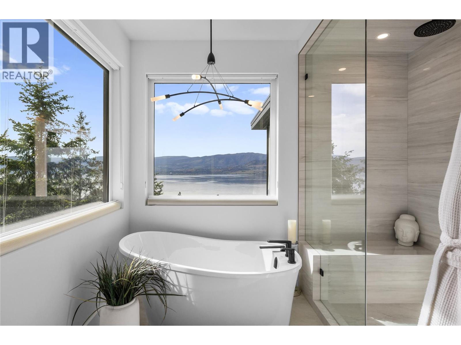 392 Stellar Drive, Kelowna, British Columbia  V1W 4K4 - Photo 37 - 10374808