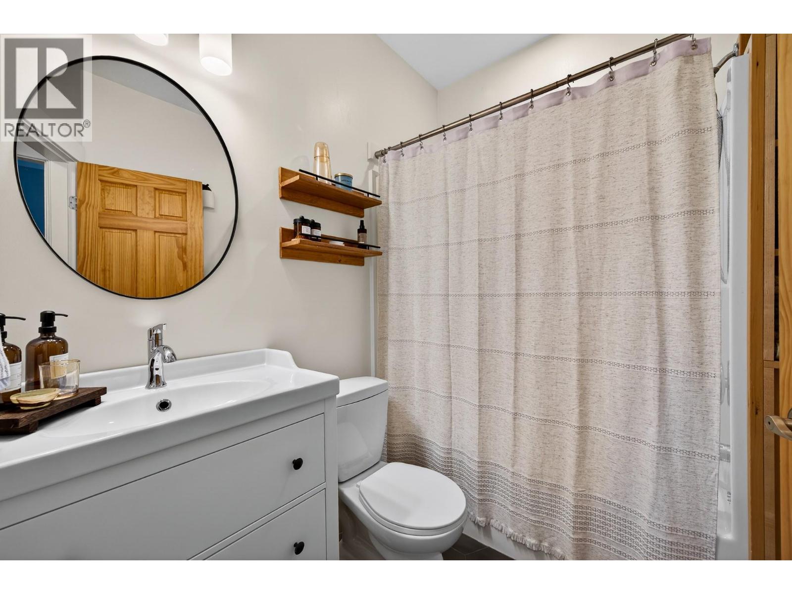 870 Mcqueen Drive Unit# 114, Kamloops, British Columbia  V2B 7X9 - Photo 22 - 10374801