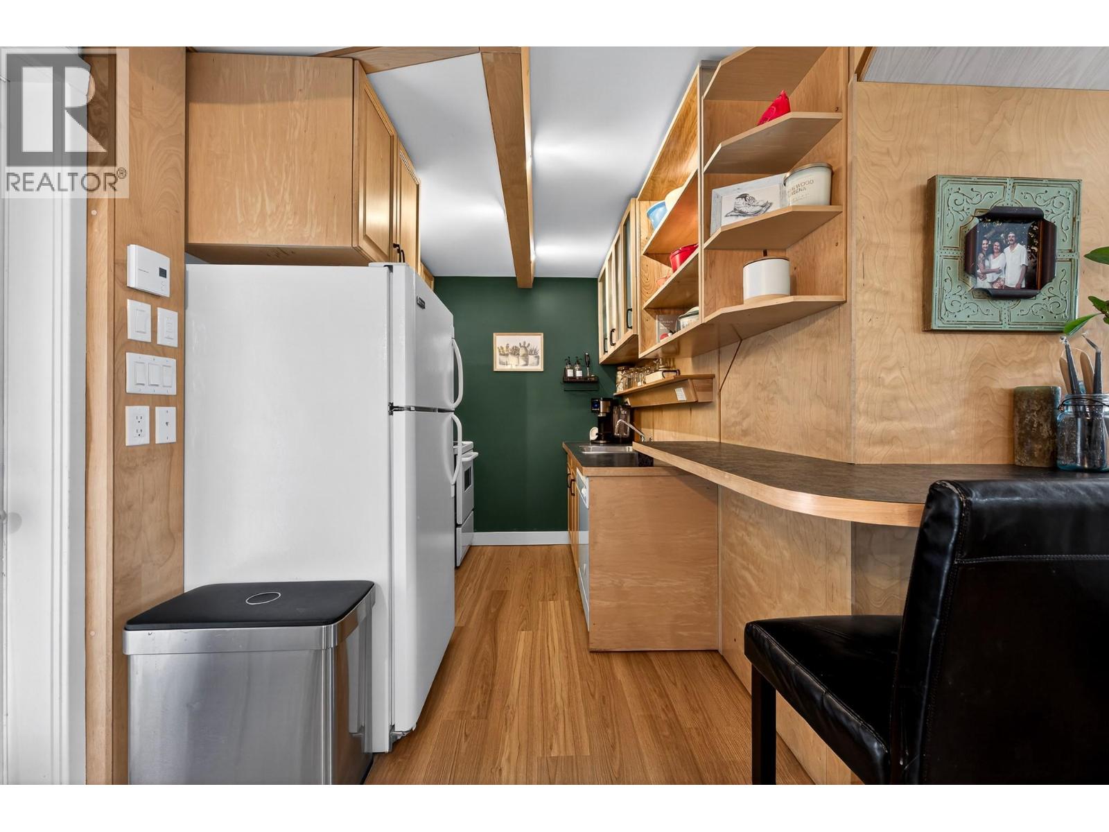 870 Mcqueen Drive Unit# 114, Kamloops, British Columbia  V2B 7X9 - Photo 3 - 10374801