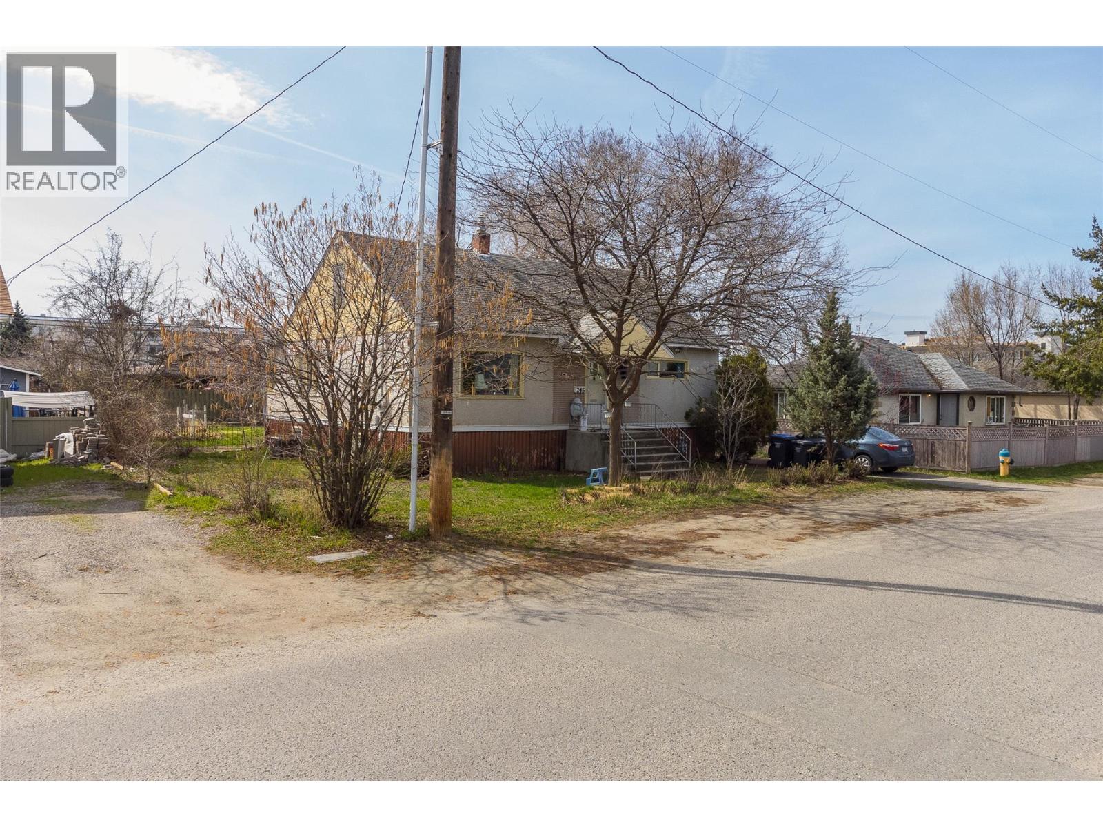 245 Ponto Road, Kelowna, British Columbia  V1X 2G2 - Photo 3 - 10372144