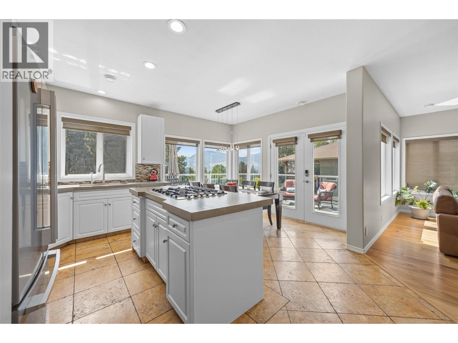 240 Heritage Boulevard, Okanagan Falls, British Columbia  V0H 1R3 - Photo 15 - 10374869