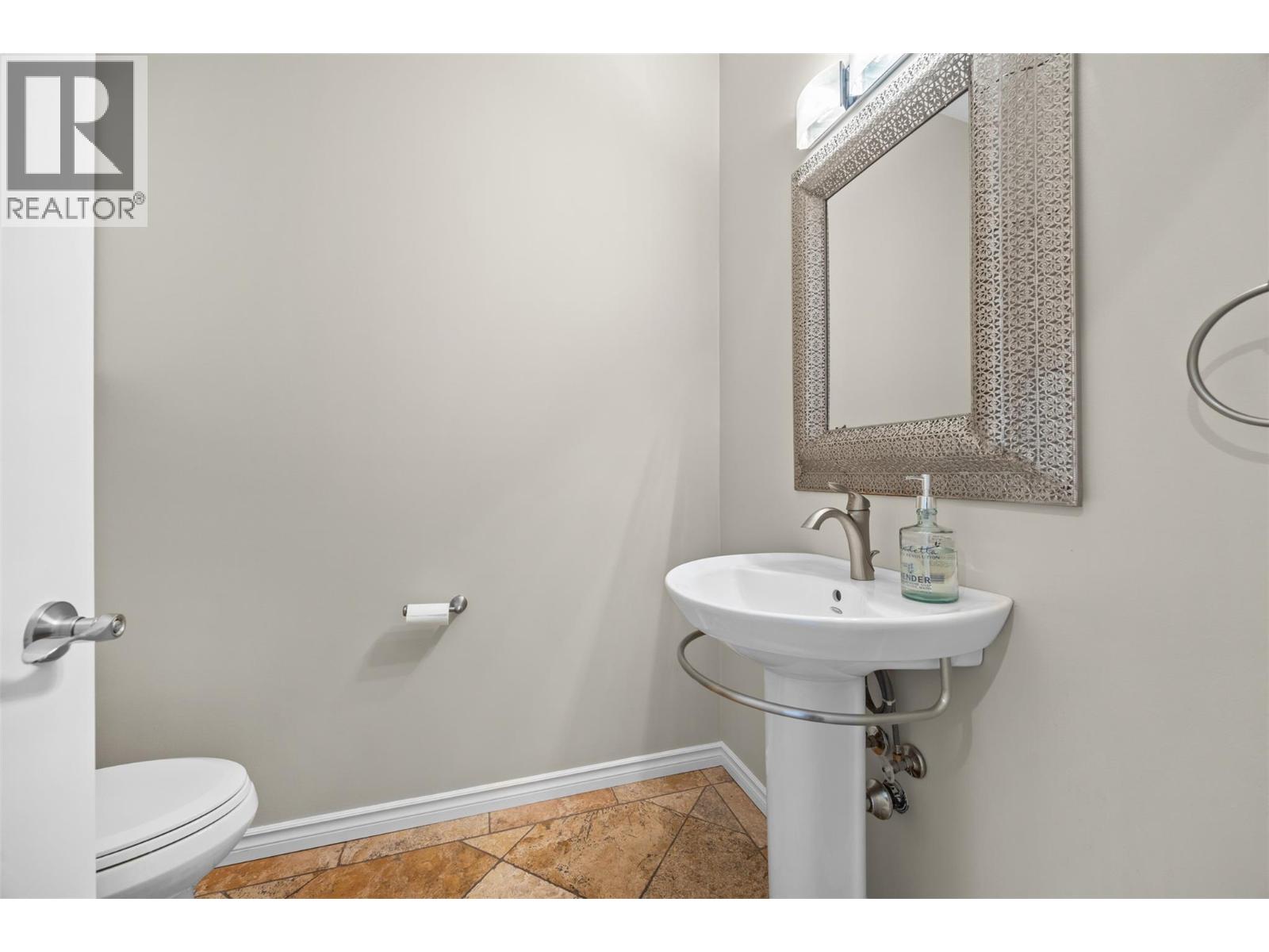 240 Heritage Boulevard, Okanagan Falls, British Columbia  V0H 1R3 - Photo 23 - 10374869