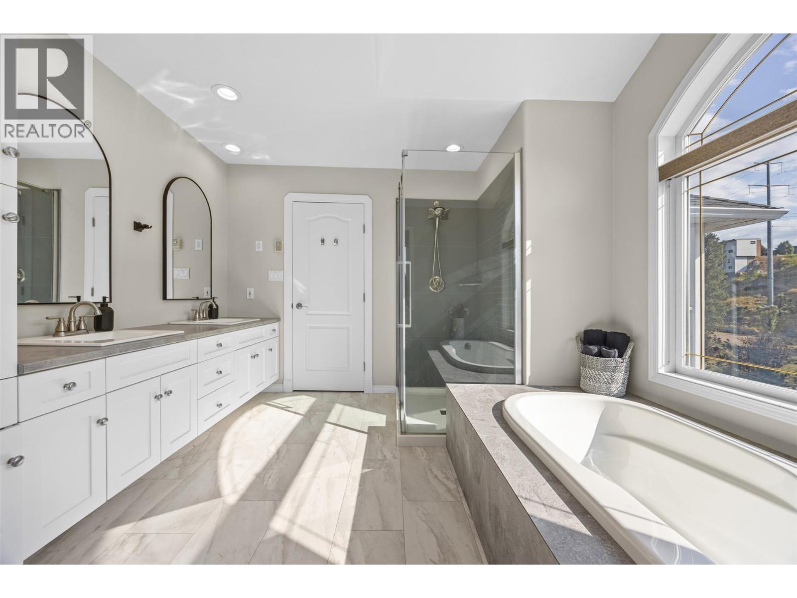 240 Heritage Boulevard, Okanagan Falls, British Columbia  V0H 1R3 - Photo 28 - 10374869