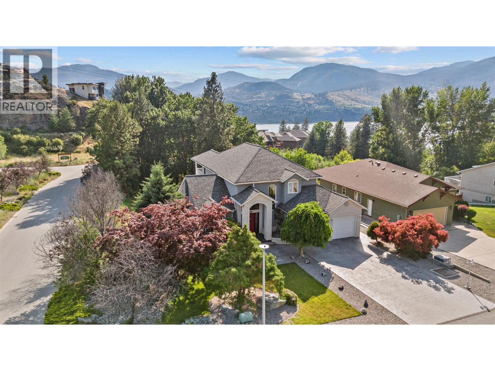 240 Heritage Boulevard, Okanagan Falls, British Columbia  V0H 1R3 - Photo 3 - 10374869