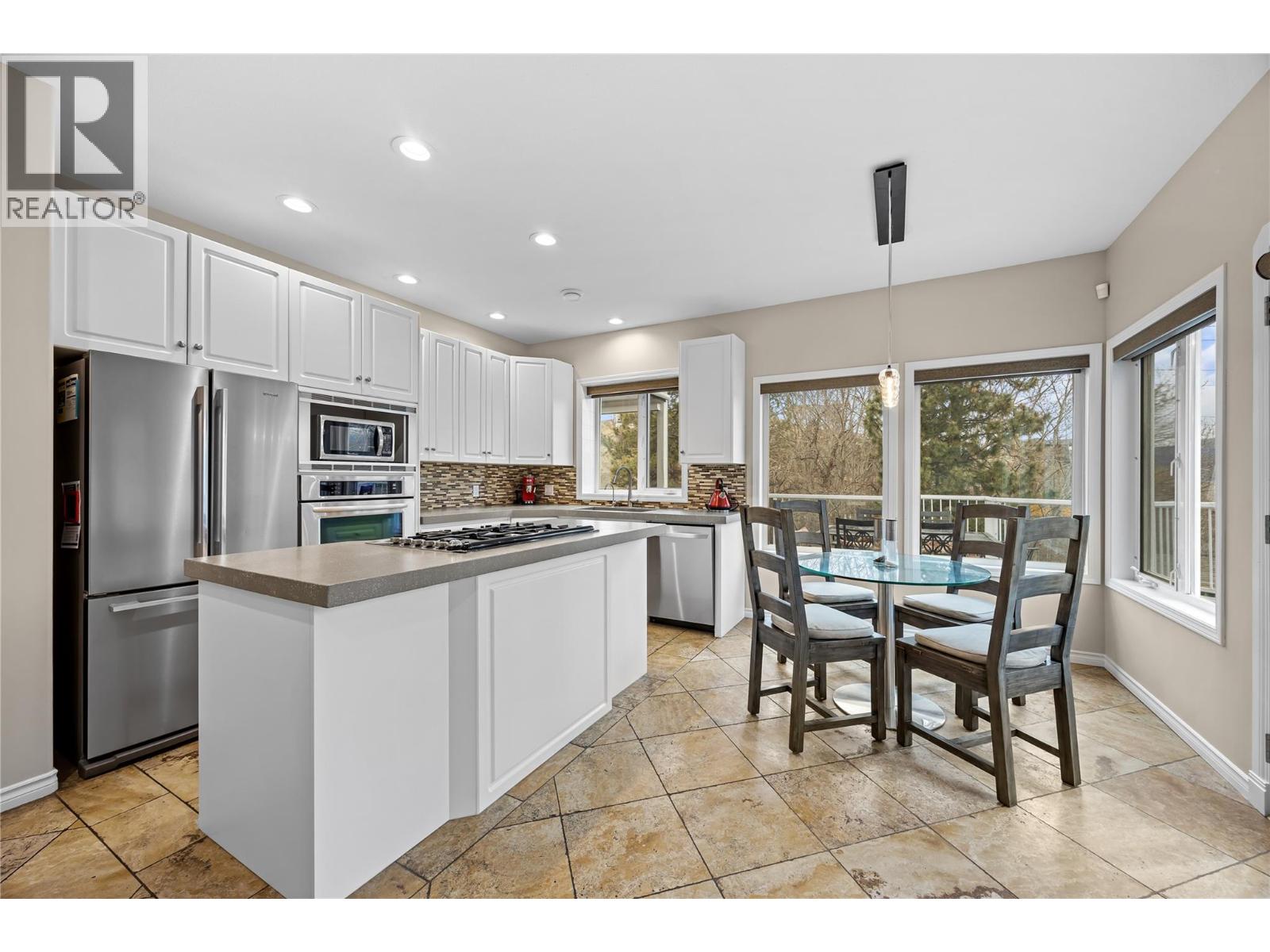 240 Heritage Boulevard, Okanagan Falls, British Columbia  V0H 1R3 - Photo 8 - 10374869