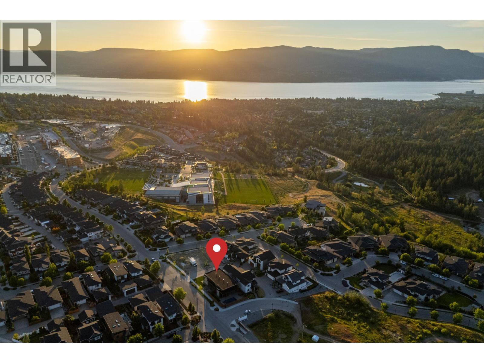 4983 Bucktail Lane, Kelowna, British Columbia  V1W 5L3 - Photo 3 - 10374825