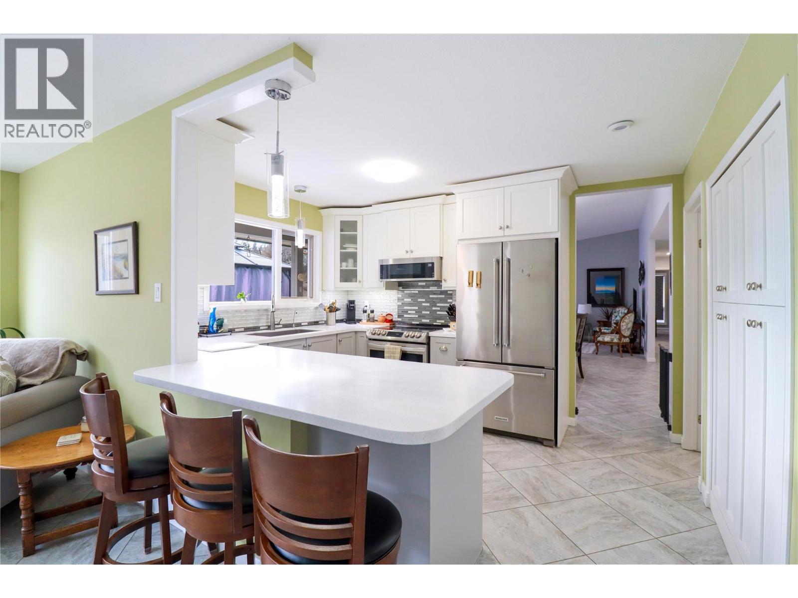 103 Eagle Drive, Kaleden, British Columbia  V0H 1K0 - Photo 6 - 10374710