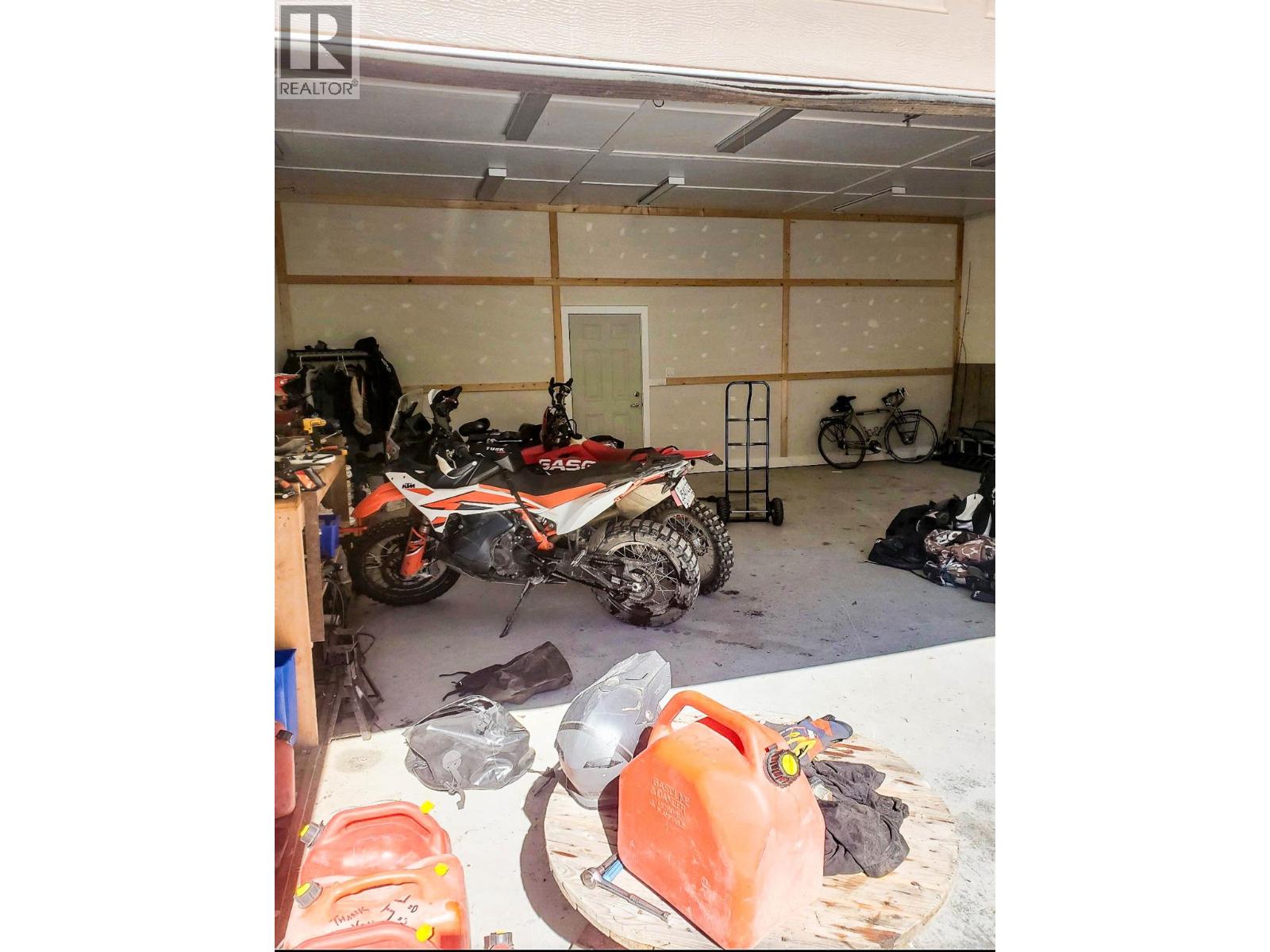 7068 Gun Lake West Road, Gold Bridge, British Columbia  V0K 1P0 - Photo 19 - 10374760