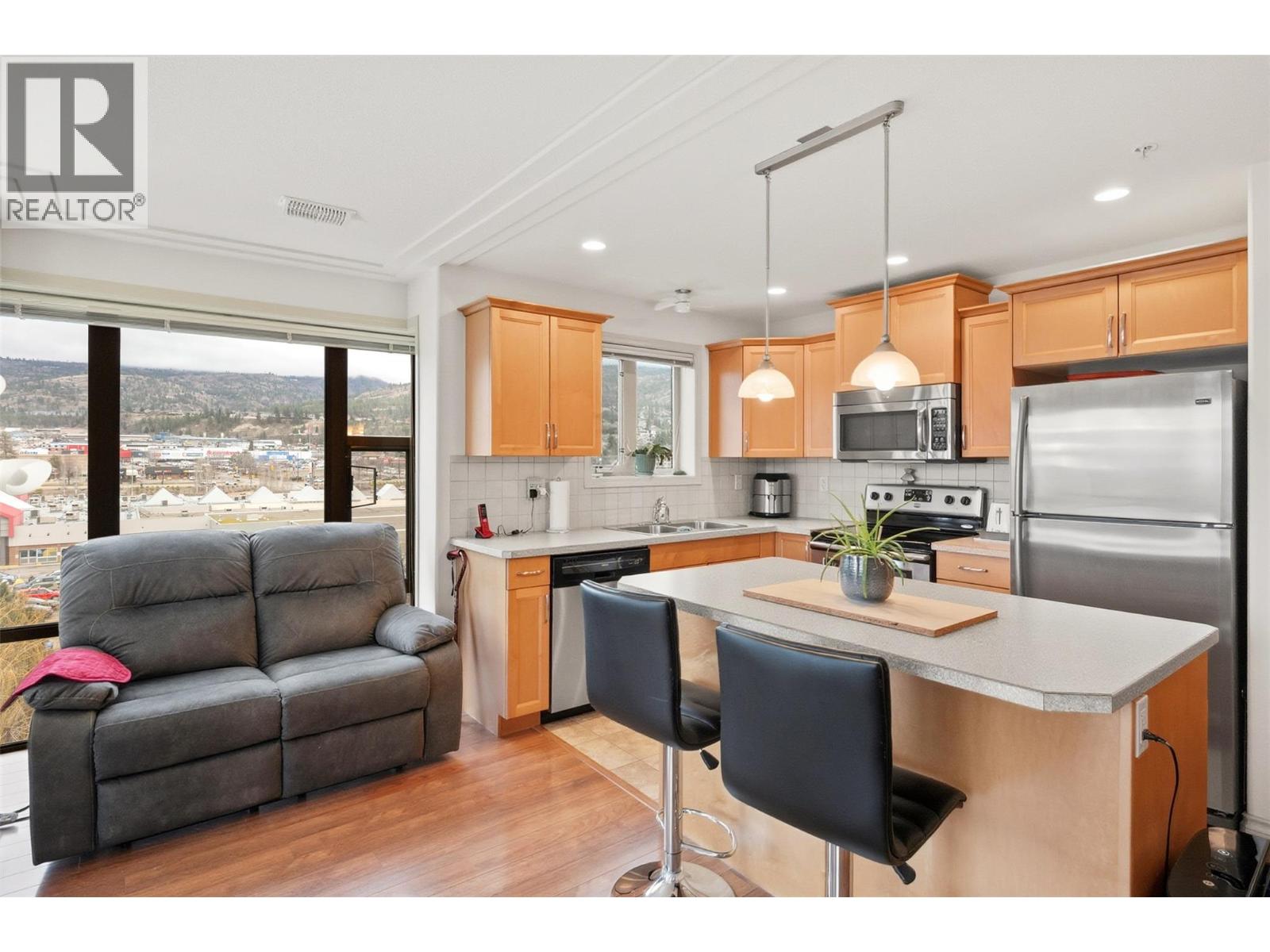 2125 Atkinson Street Unit# 702, Penticton, British Columbia  V2A 9E6 - Photo 7 - 10374852