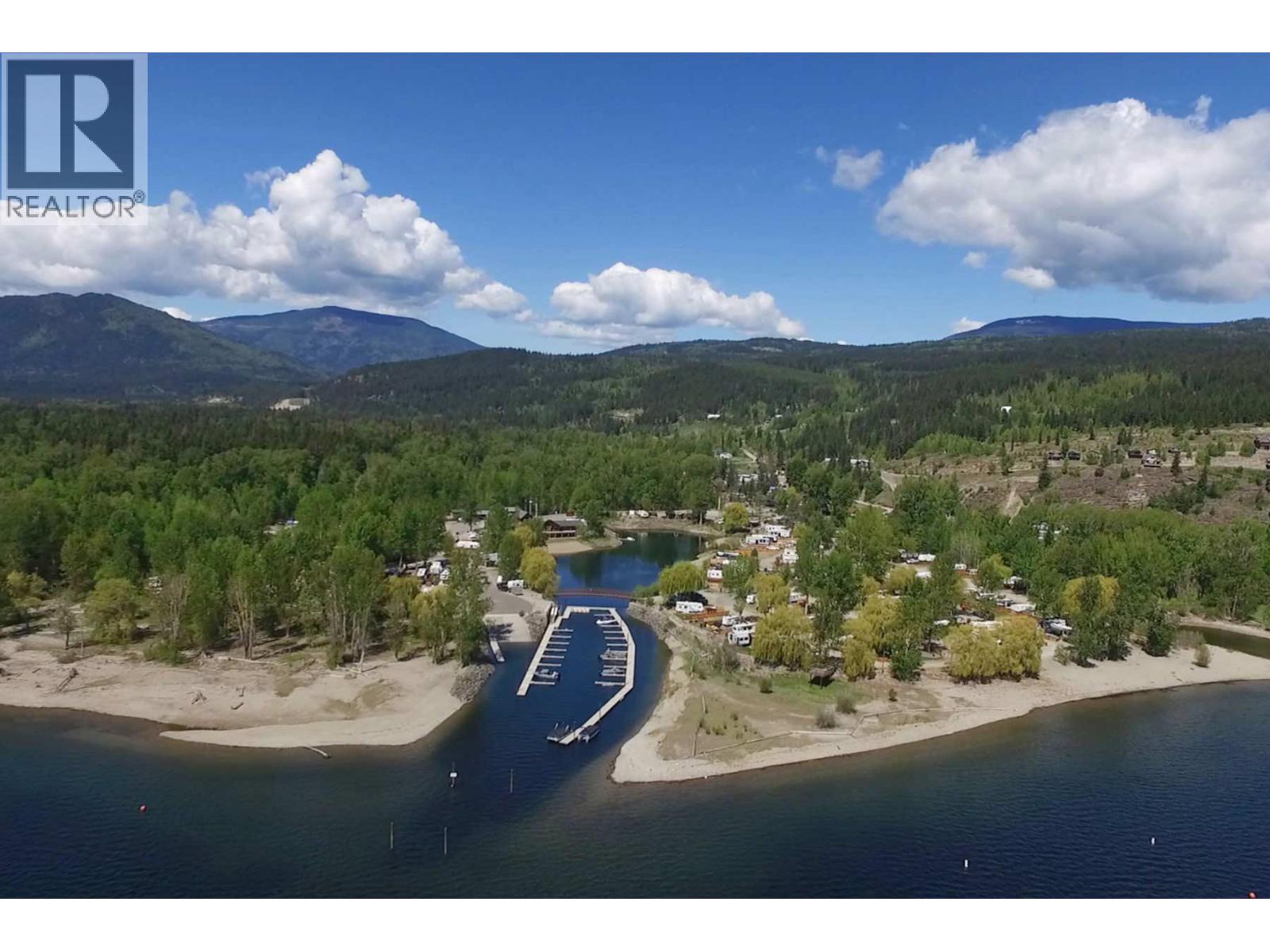 69 Cottonwood Drive, Lee Creek, British Columbia  V0E 1M1 - Photo 10 - 10374835