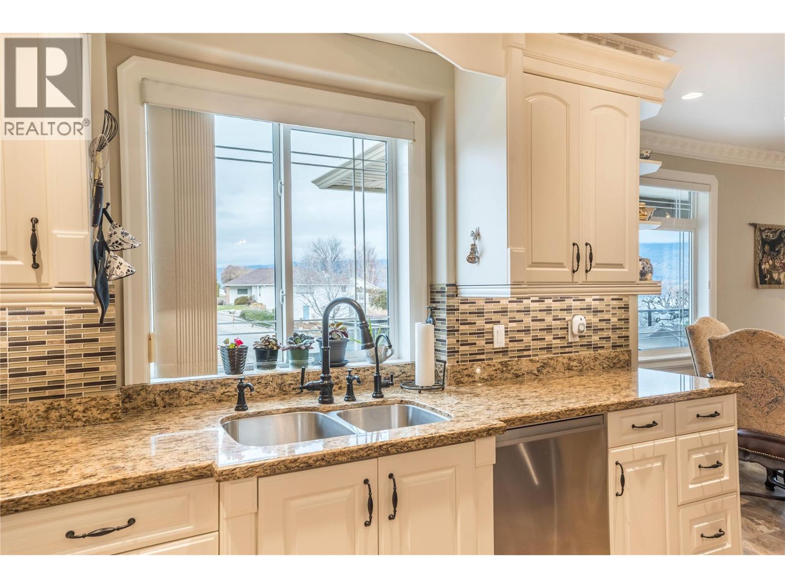 186 Jewel Place, Summerland, British Columbia  V0H 1Z4 - Photo 14 - 10374482