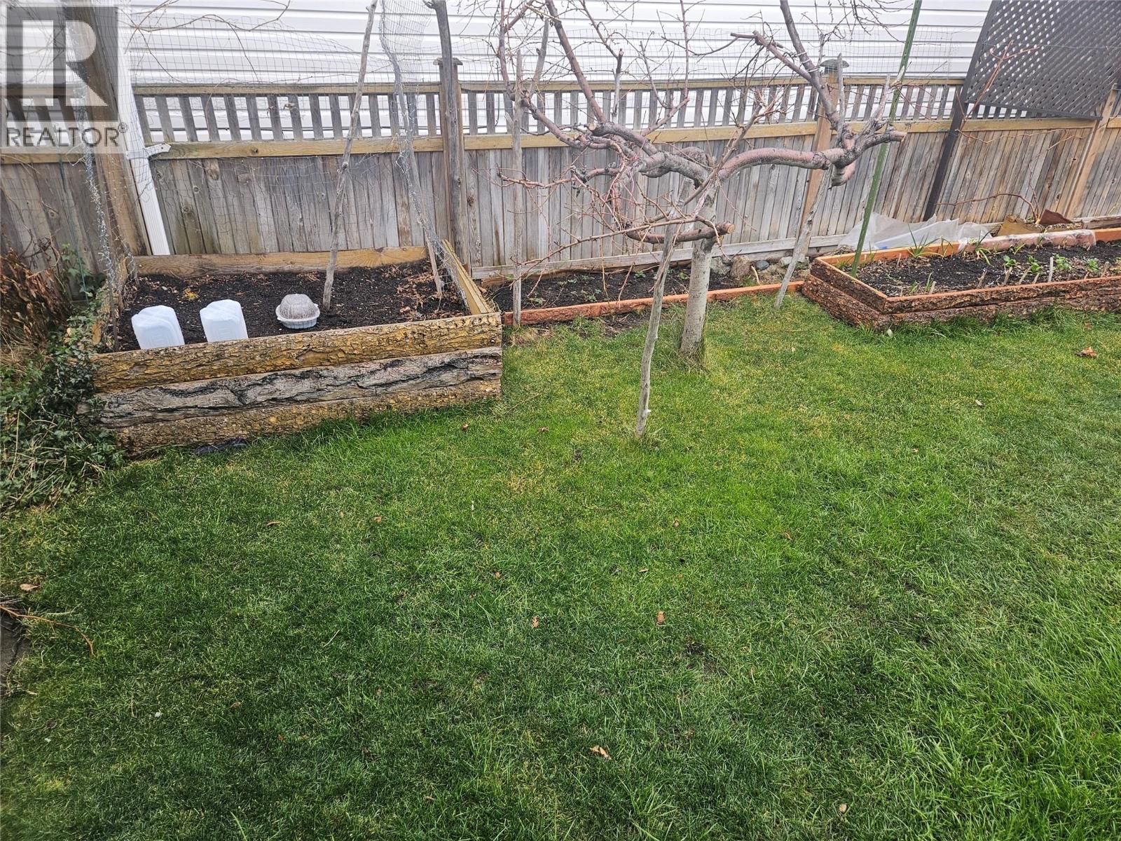 3999 Skaha Lake Road Unit# 27, Penticton, British Columbia  V2A 6J7 - Photo 17 - 10374888