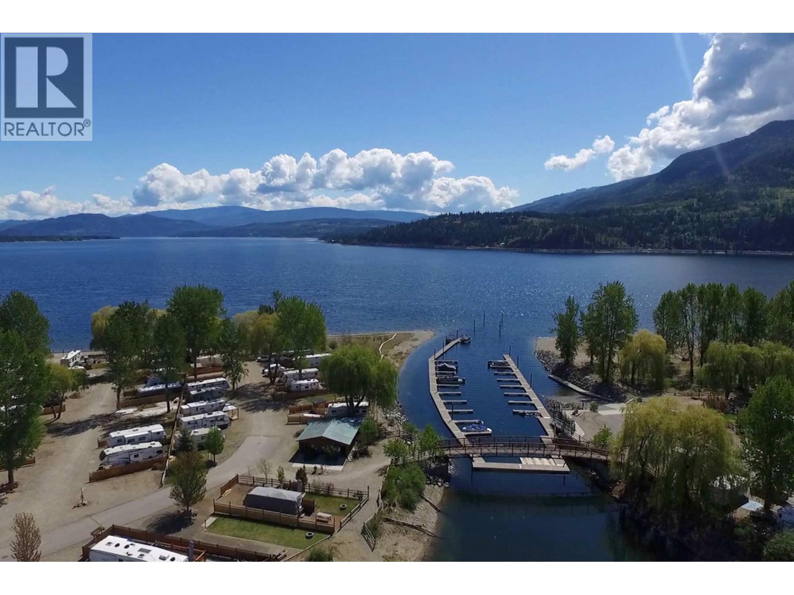 70 Cottonwood Drive, Lee Creek, British Columbia  V0E 1M4 - Photo 5 - 10374299
