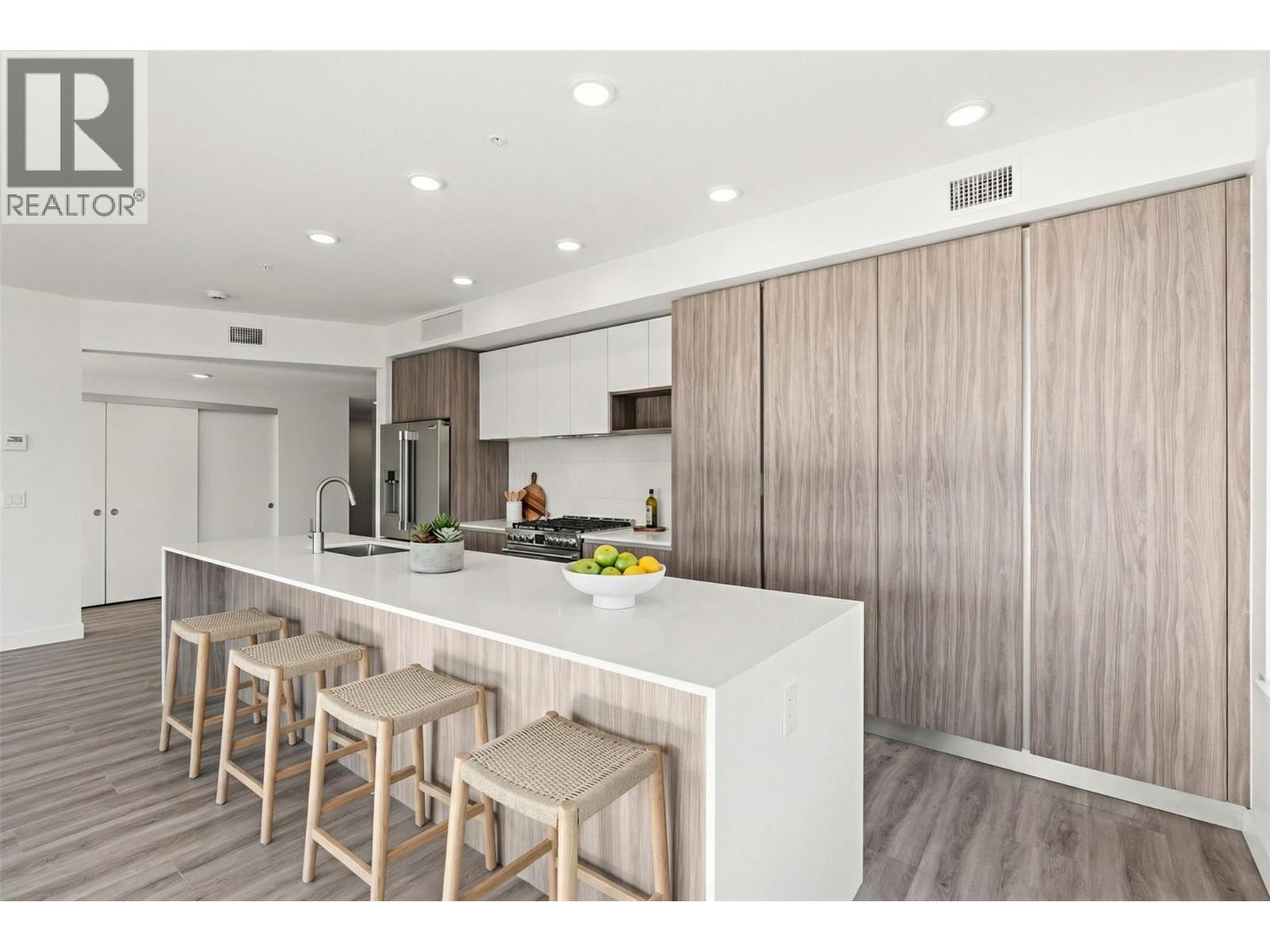 2760 Olalla Road Unit# 207, West Kelowna, British Columbia  V1Z 2A9 - Photo 3 - 10372205