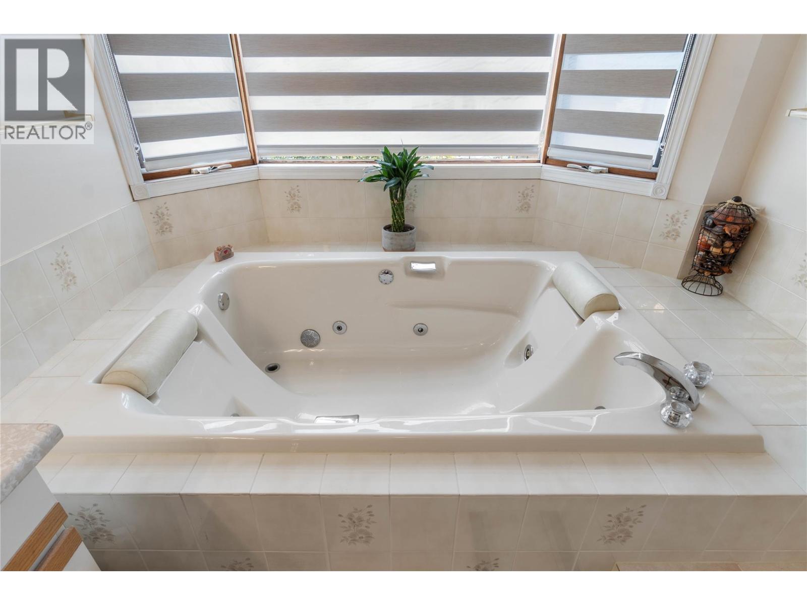 864 Nicolani Drive, Kamloops, British Columbia  V2B 5B3 - Photo 26 - 10374904