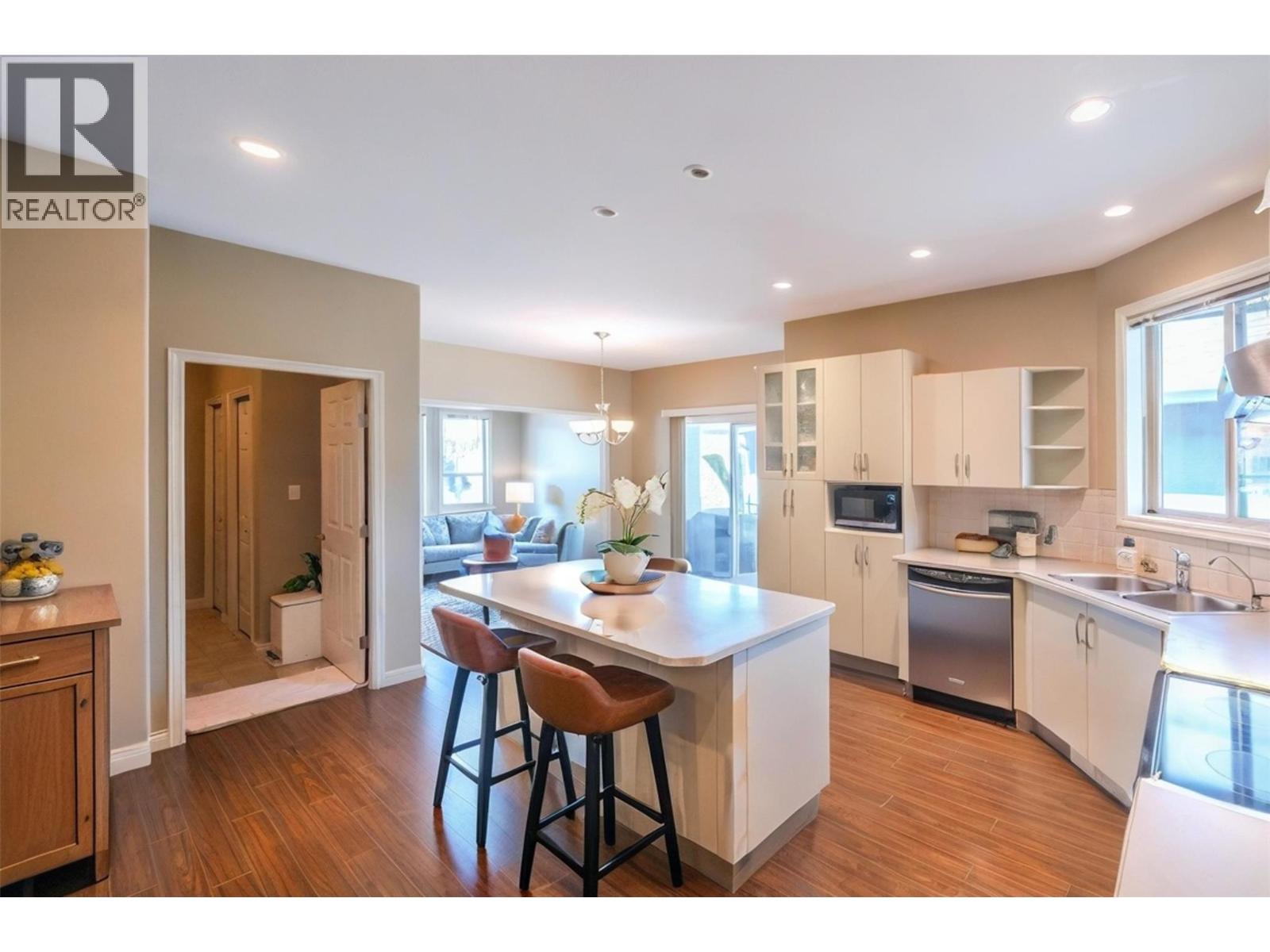 6679 Oxbow Crescent, Oliver, British Columbia  V0H 1T4 - Photo 10 - 10374718