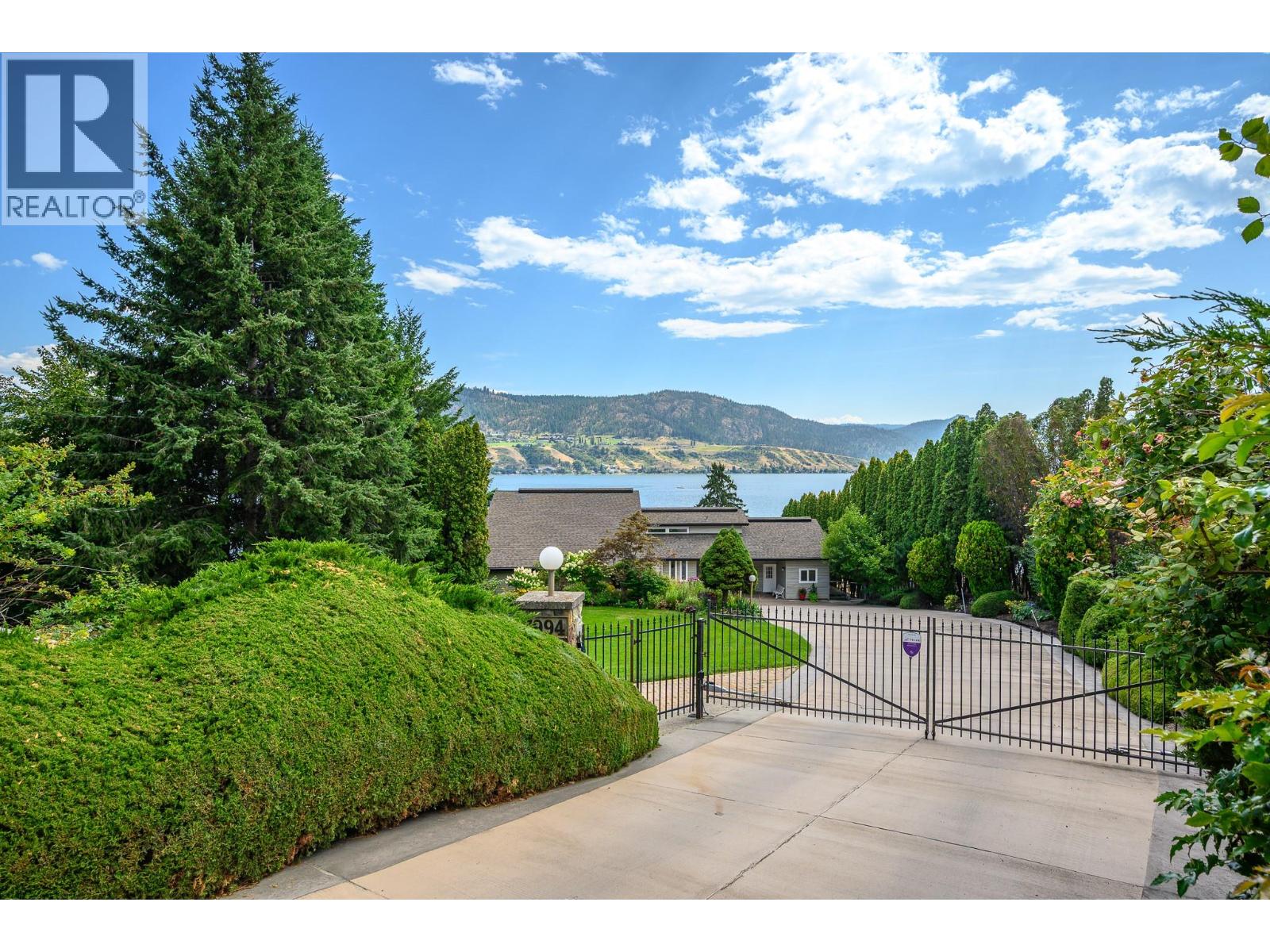 7994 Tronson Road, Vernon, British Columbia  V1H 1C6 - Photo 2 - 10373688