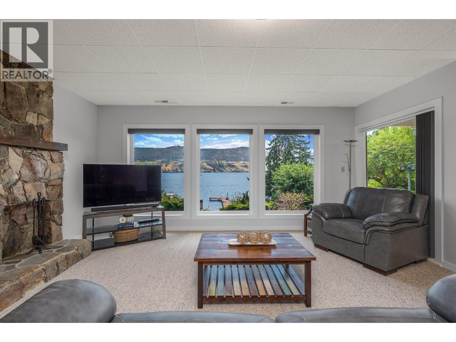 7994 Tronson Road, Vernon, British Columbia  V1H 1C6 - Photo 35 - 10373688