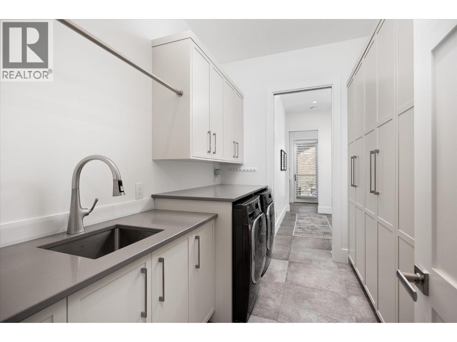 142 Red Sky Court, Kelowna, British Columbia  V1V 3G4 - Photo 30 - 10374867