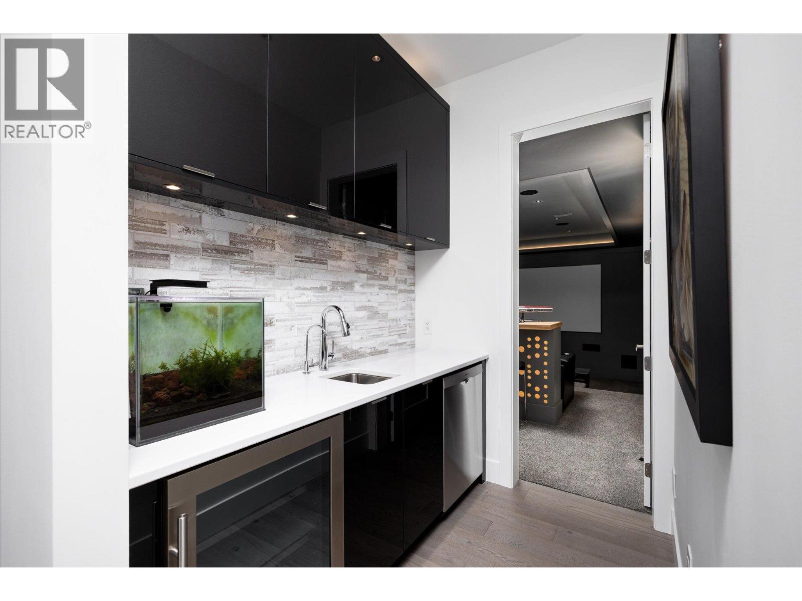 142 Red Sky Court, Kelowna, British Columbia  V1V 3G4 - Photo 37 - 10374867