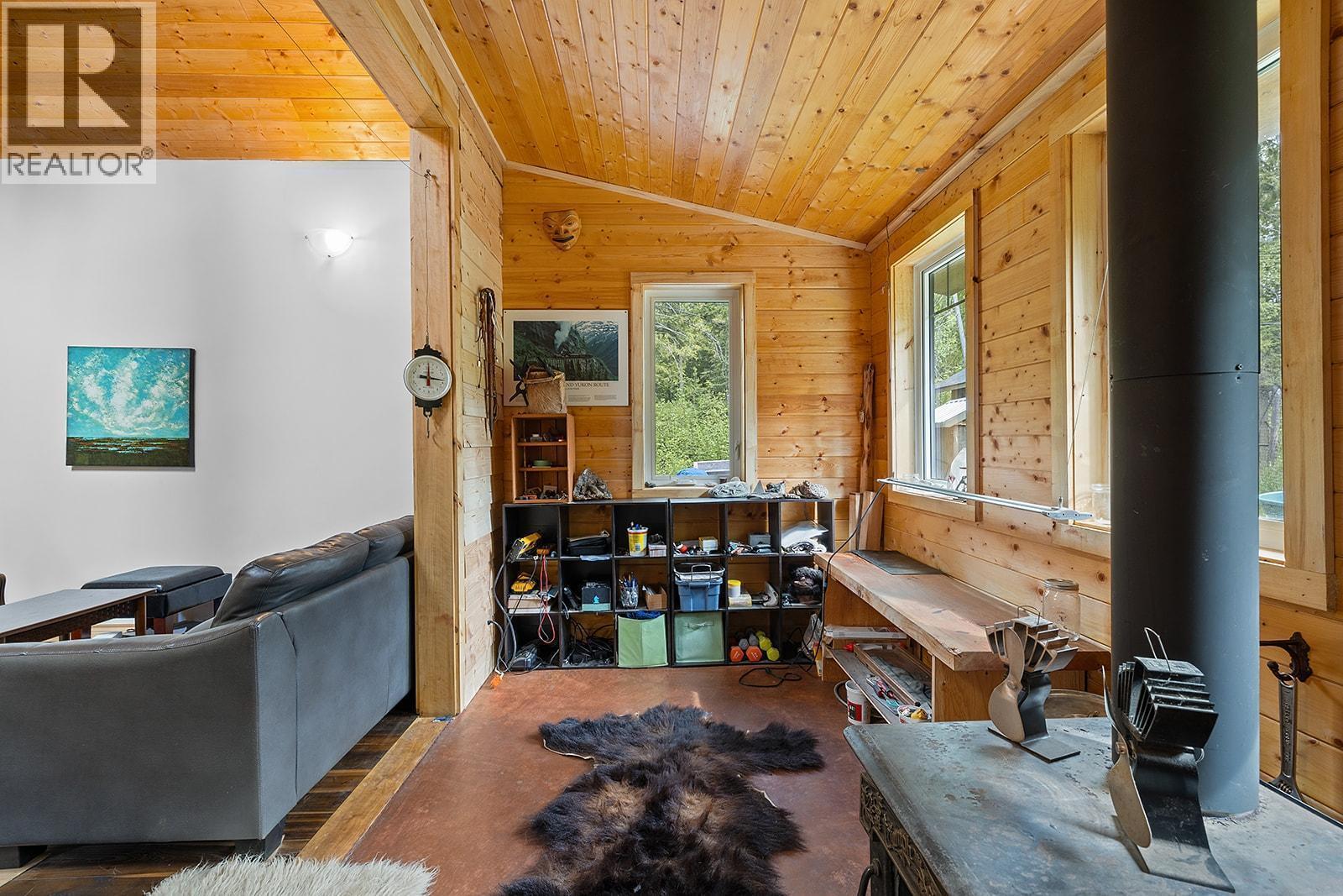 16317 Bowe Road, Crawford Bay, British Columbia  V0B 1E0 - Photo 11 - 10374938