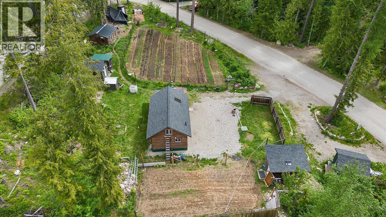 16317 Bowe Road, Crawford Bay, British Columbia  V0B 1E0 - Photo 2 - 10374938
