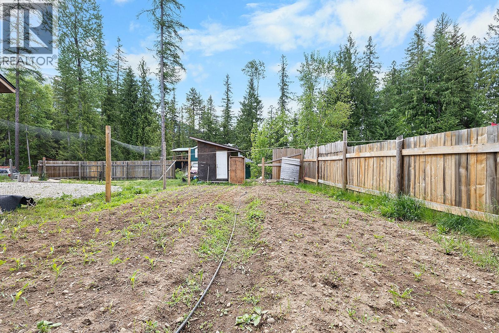 16317 Bowe Road, Crawford Bay, British Columbia  V0B 1E0 - Photo 31 - 10374938