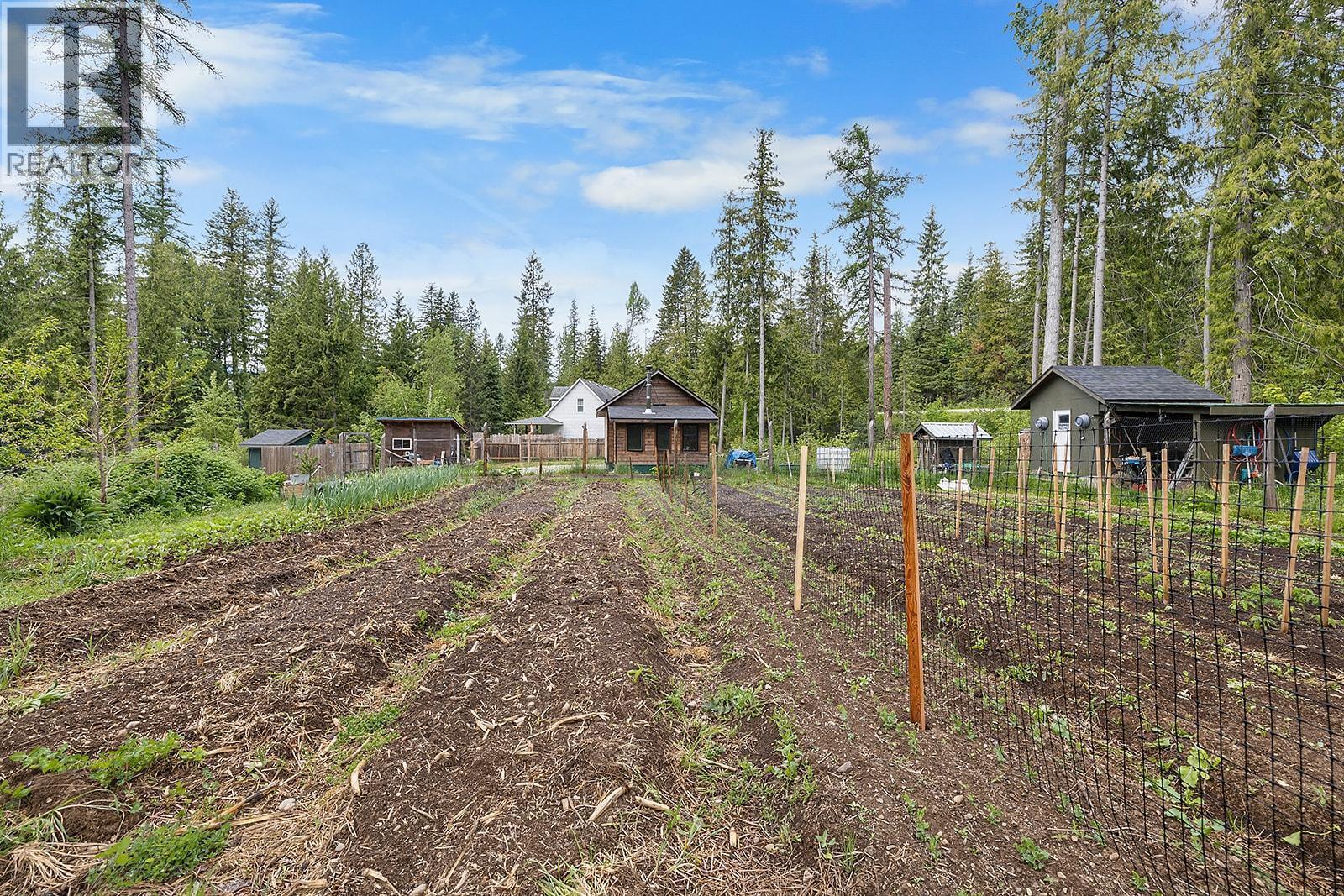 16317 Bowe Road, Crawford Bay, British Columbia  V0B 1E0 - Photo 34 - 10374938