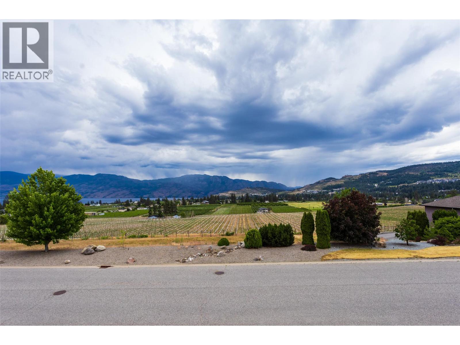 2838 Salish Road, West Kelowna, British Columbia  V4T 2V9 - Photo 3 - 10374796