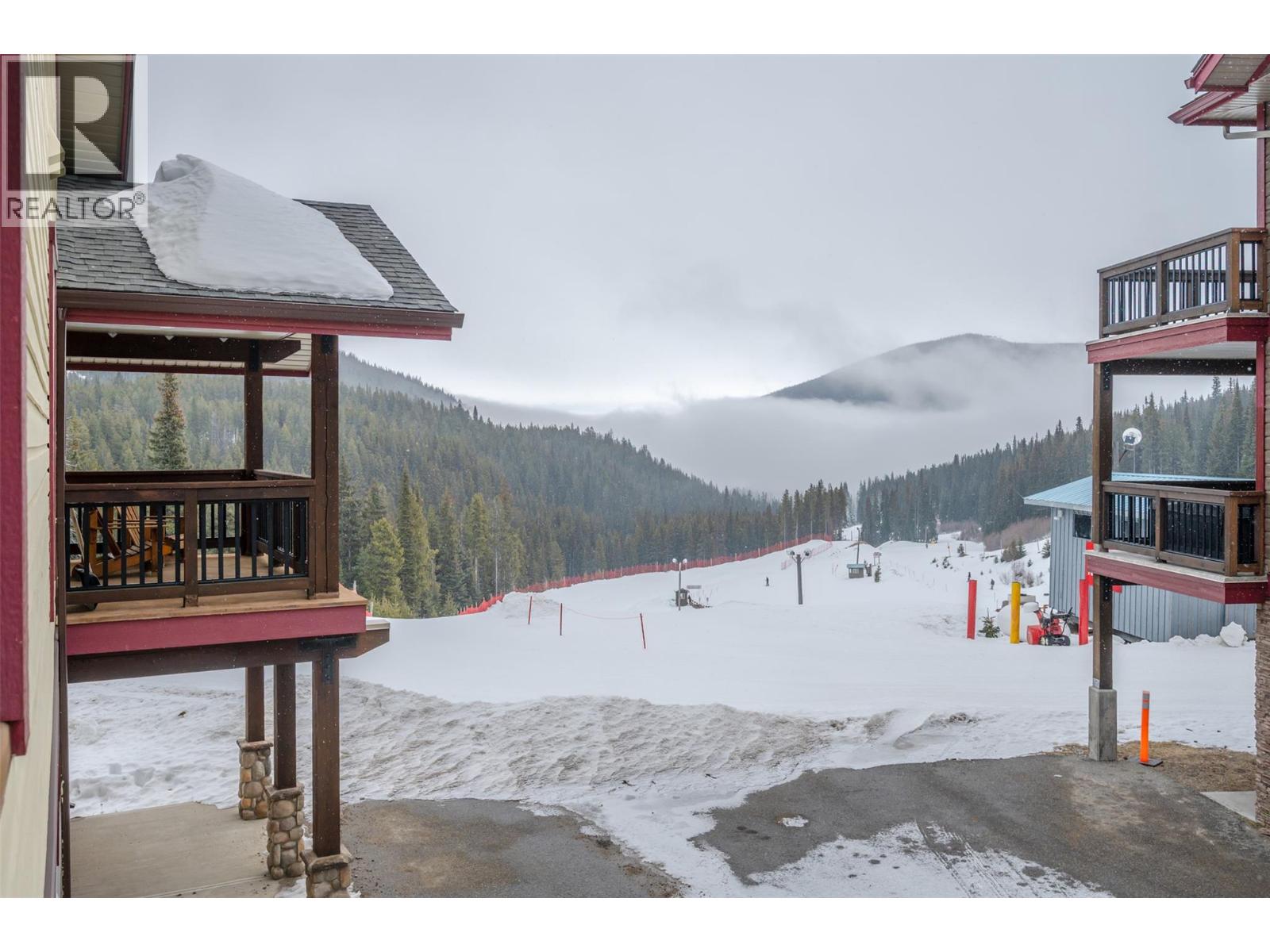 360 Strayhorse Road Unit# 31, Apex Mountain, British Columbia  V2A 0E2 - Photo 28 - 10374502