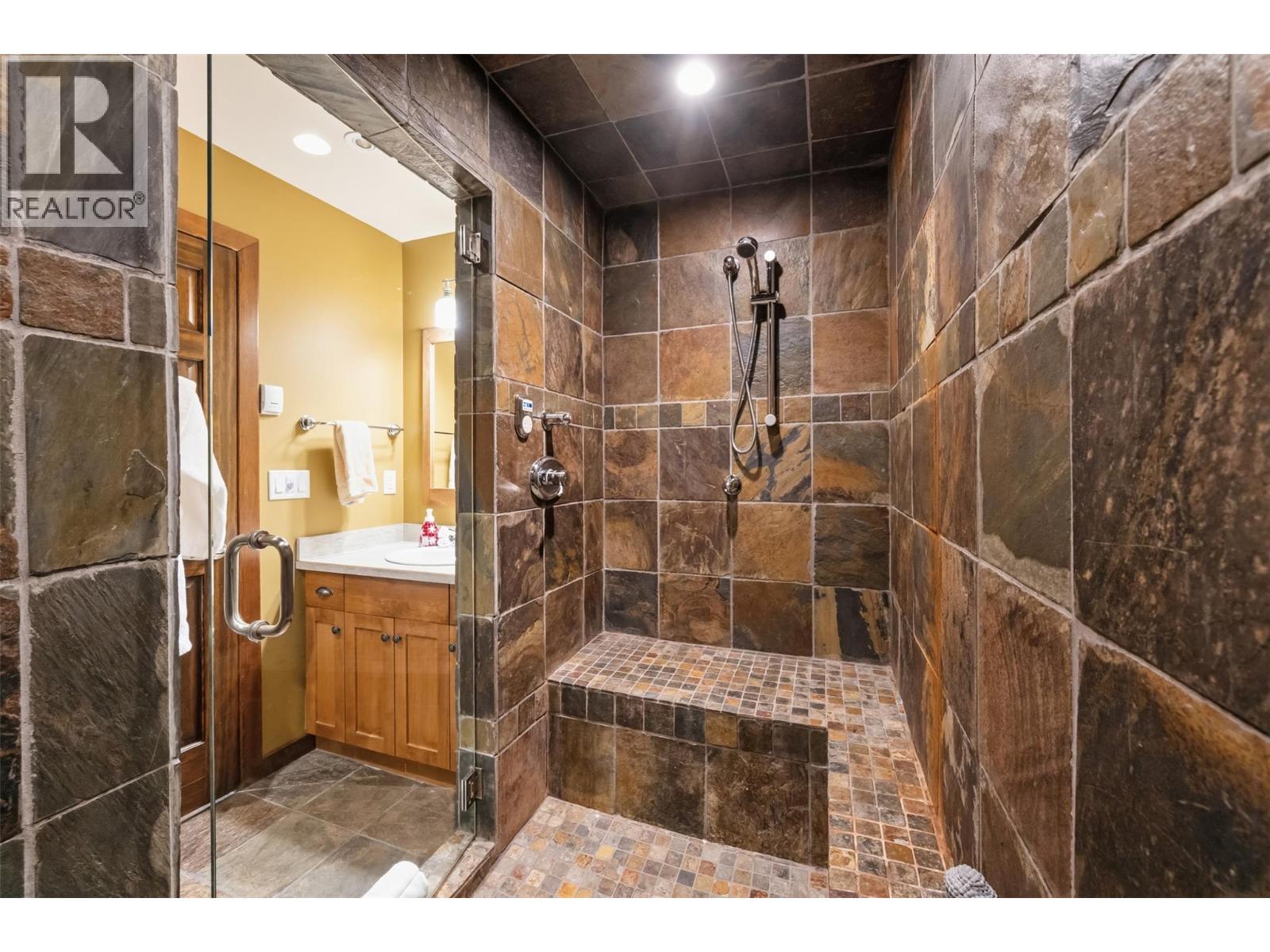 360 Strayhorse Road Unit# 31, Apex Mountain, British Columbia  V2A 0E2 - Photo 42 - 10374502