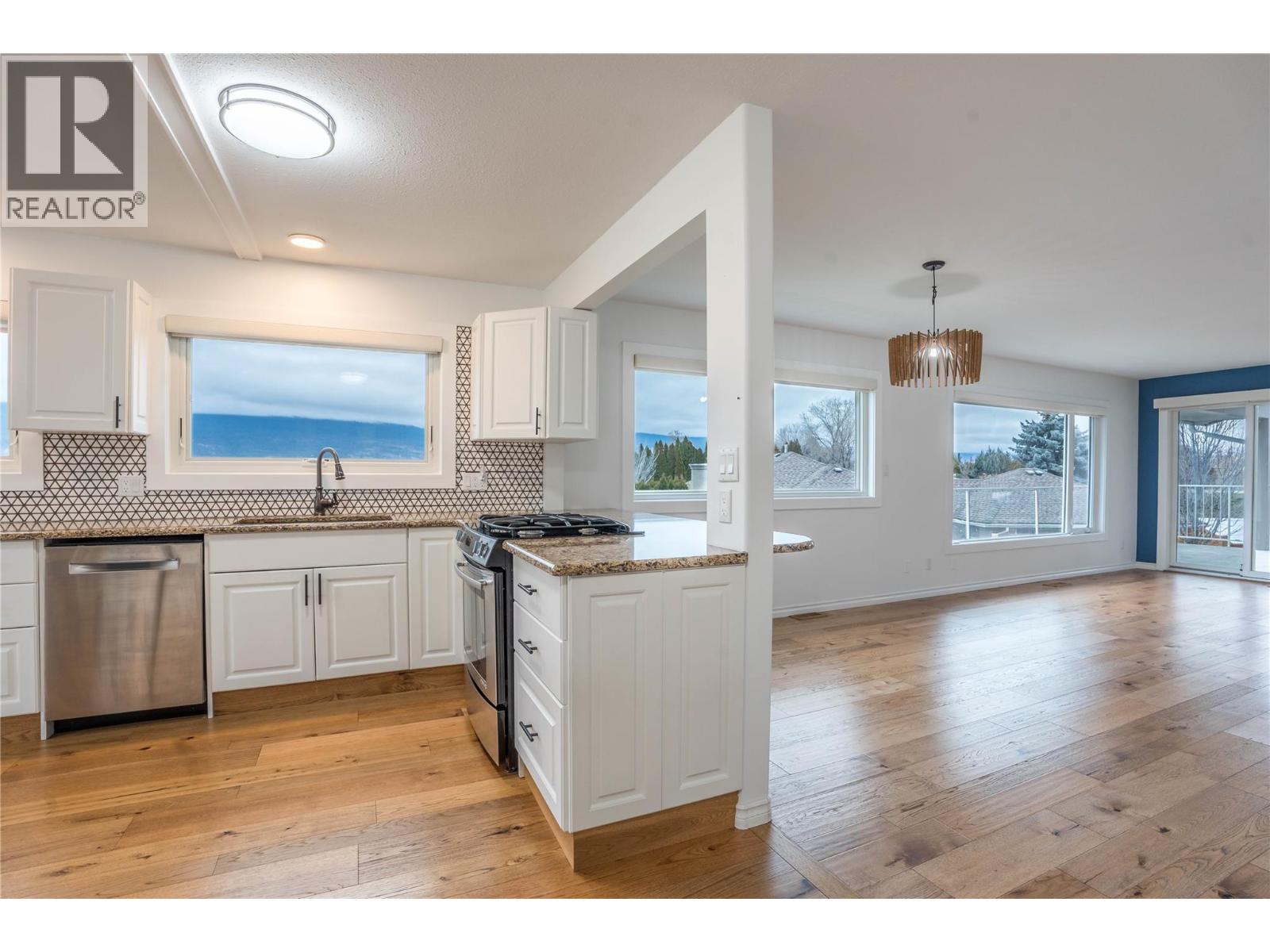 6318 Faircrest Street, Summerland, British Columbia  V0H 1Z4 - Photo 15 - 10374498