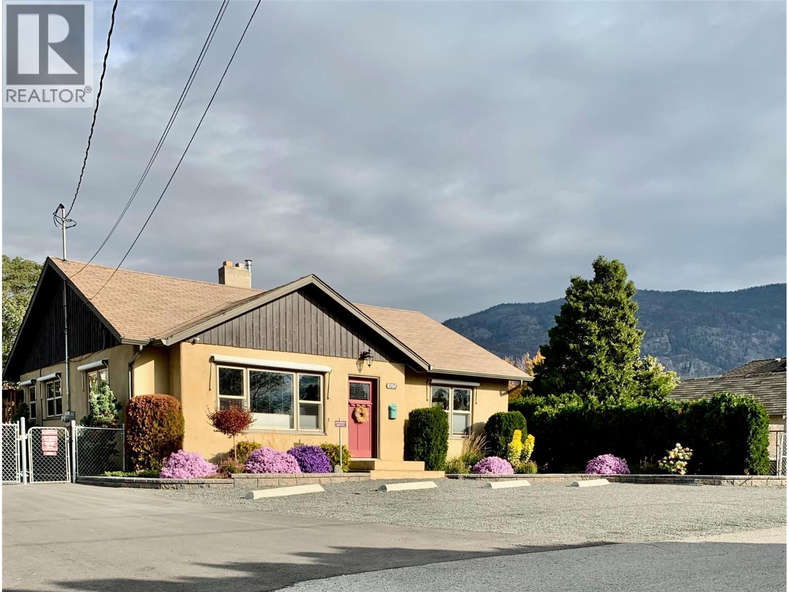 8704 72nd Avenue, Osoyoos, British Columbia  V0H 1V0 - Photo 1 - 10374713