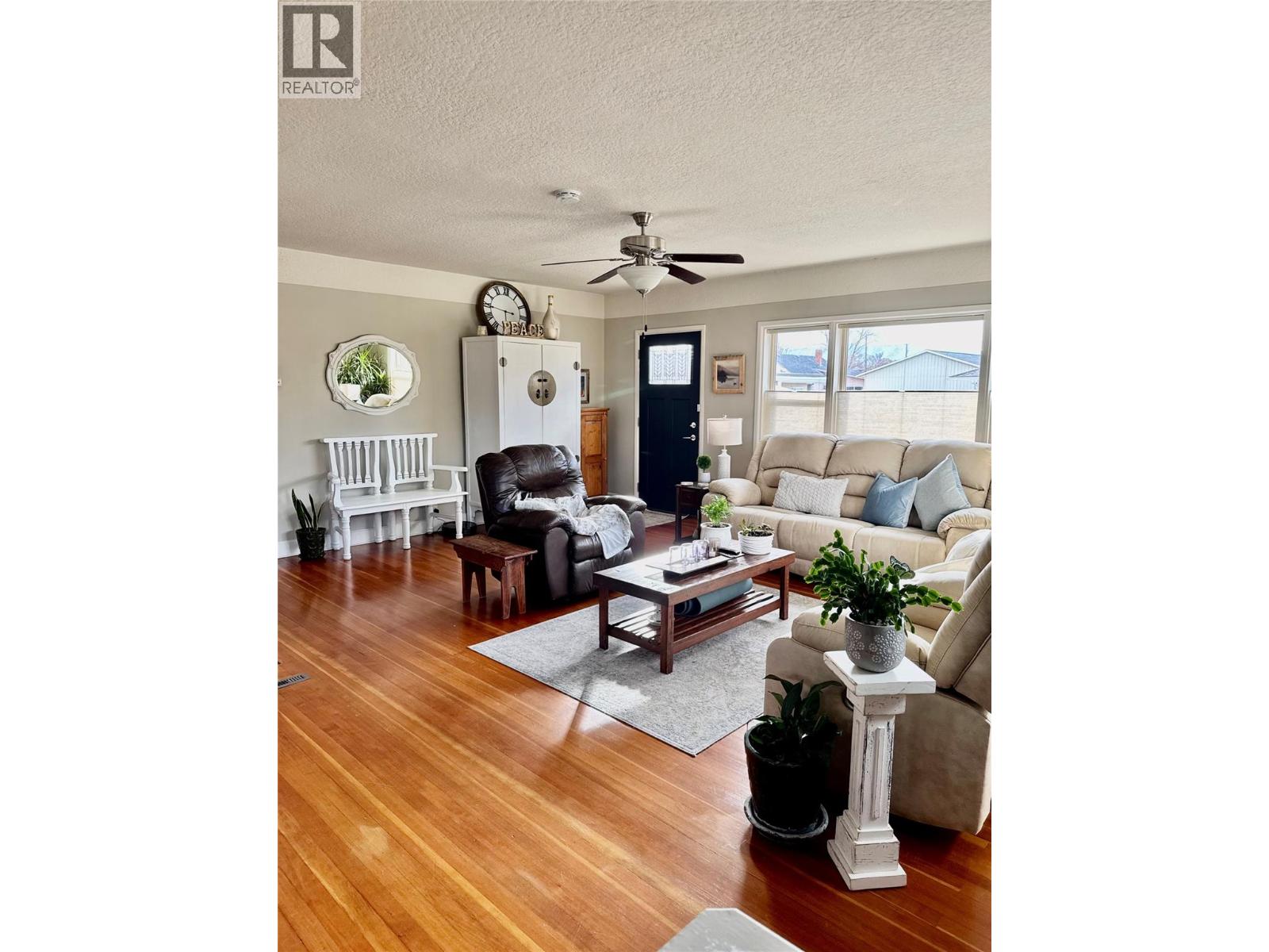 8704 72nd Avenue, Osoyoos, British Columbia  V0H 1V0 - Photo 8 - 10374713