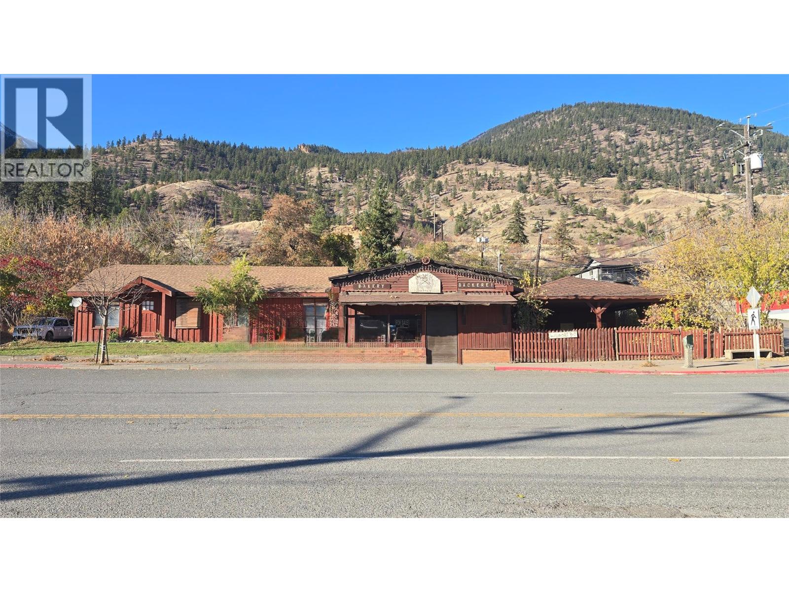 705 Main Street, lillooet, British Columbia